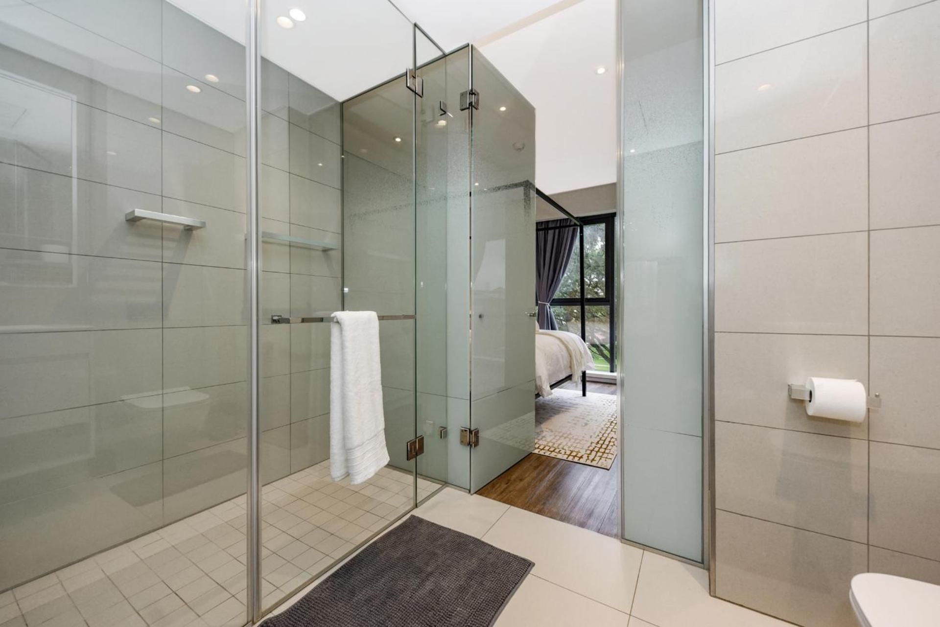 One-Bedroom Premier Apartment