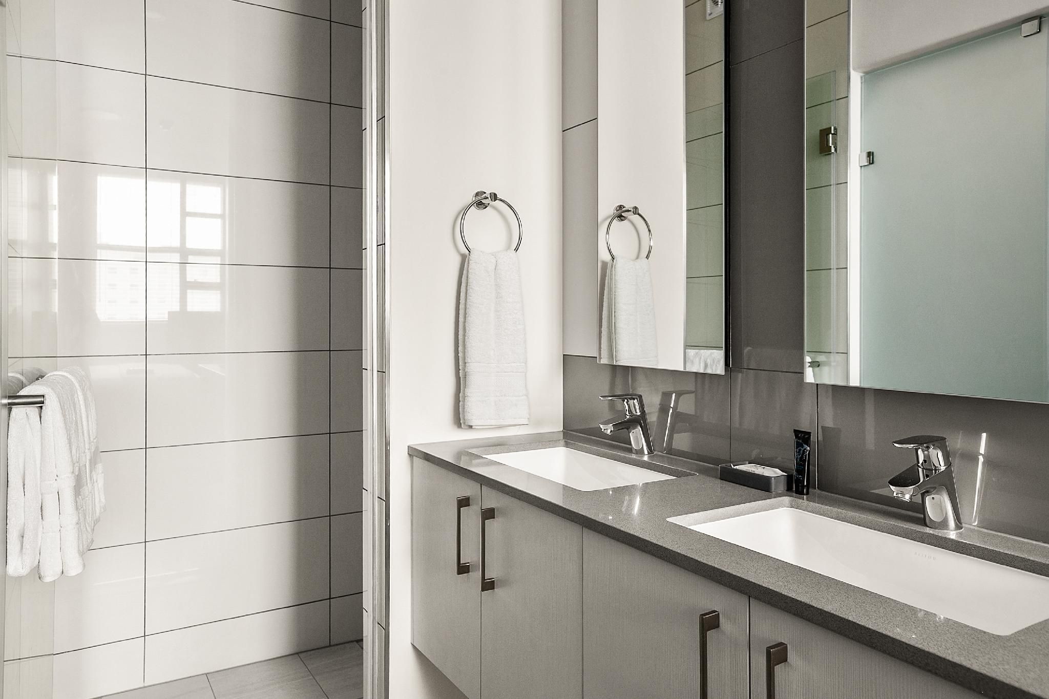 Two - Bedroom, Two - Bathroom Deluxe Apartment