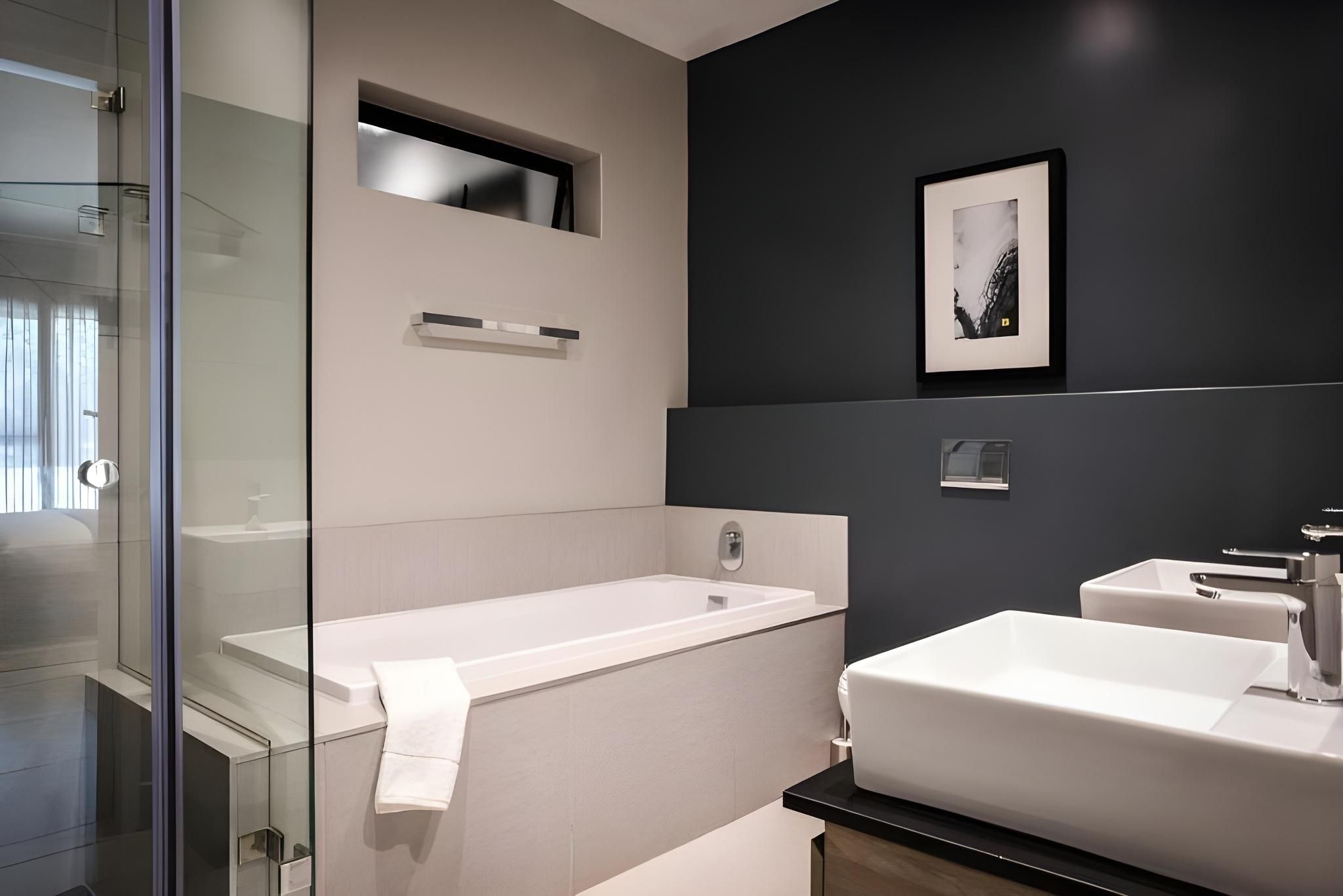 One Bedroom Apartment