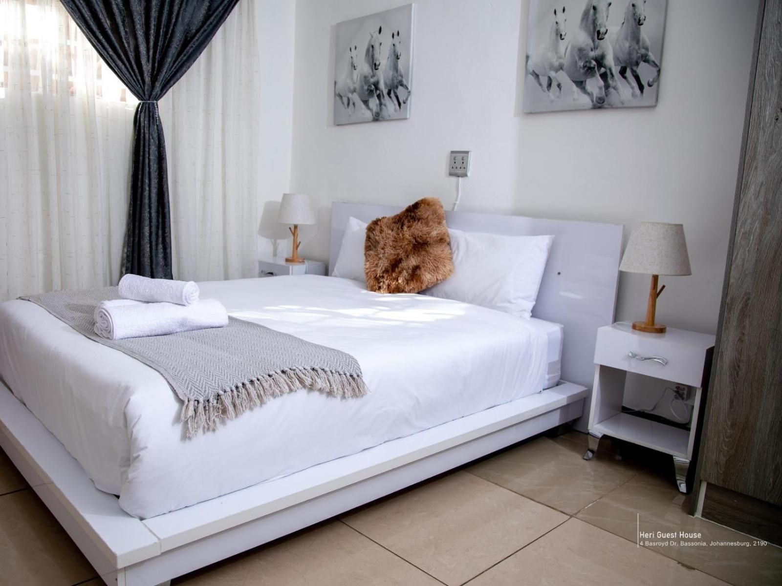 Heri guest house Premium Queen Room 3