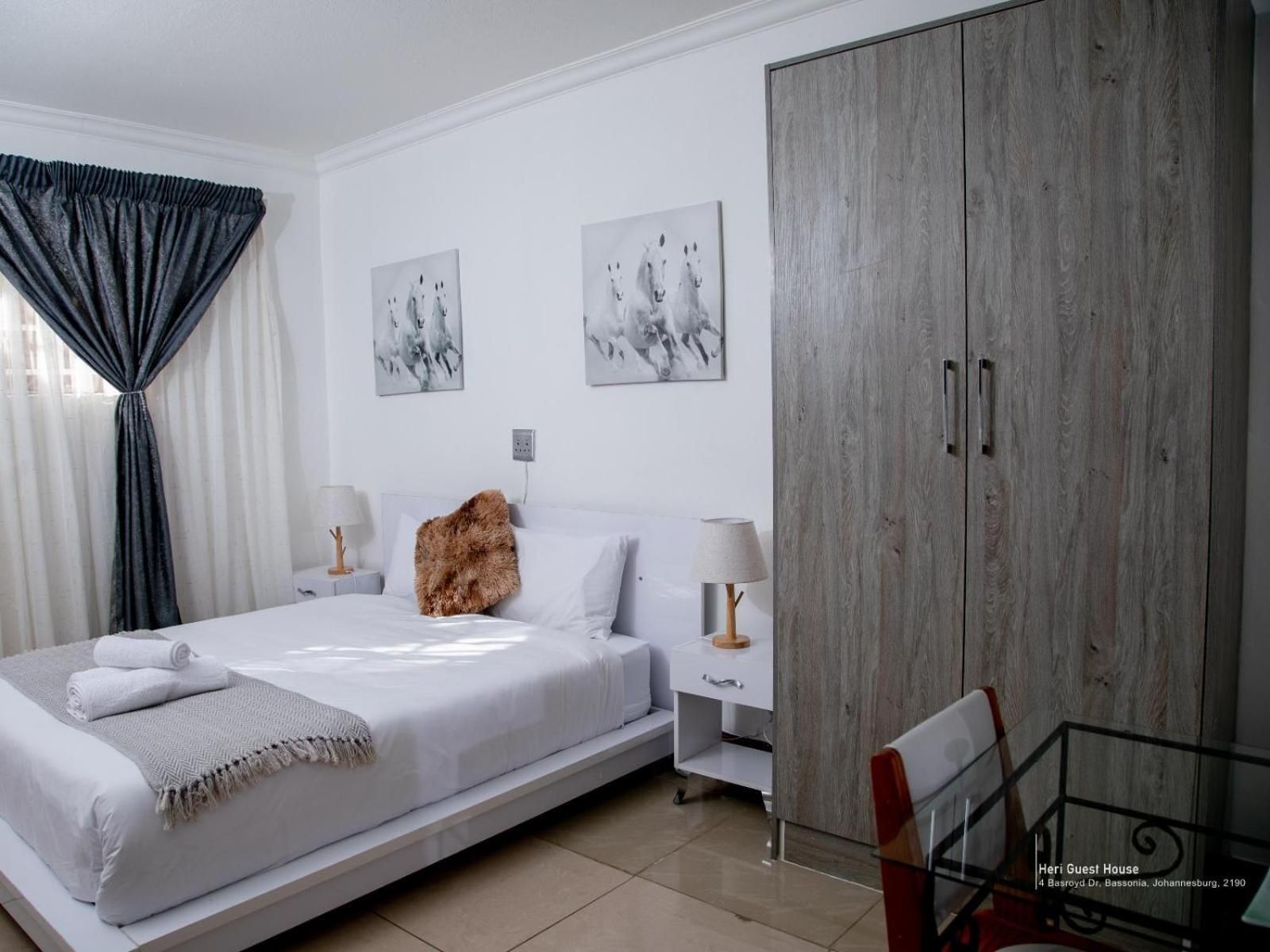 Heri guest house Premium Queen Room 2