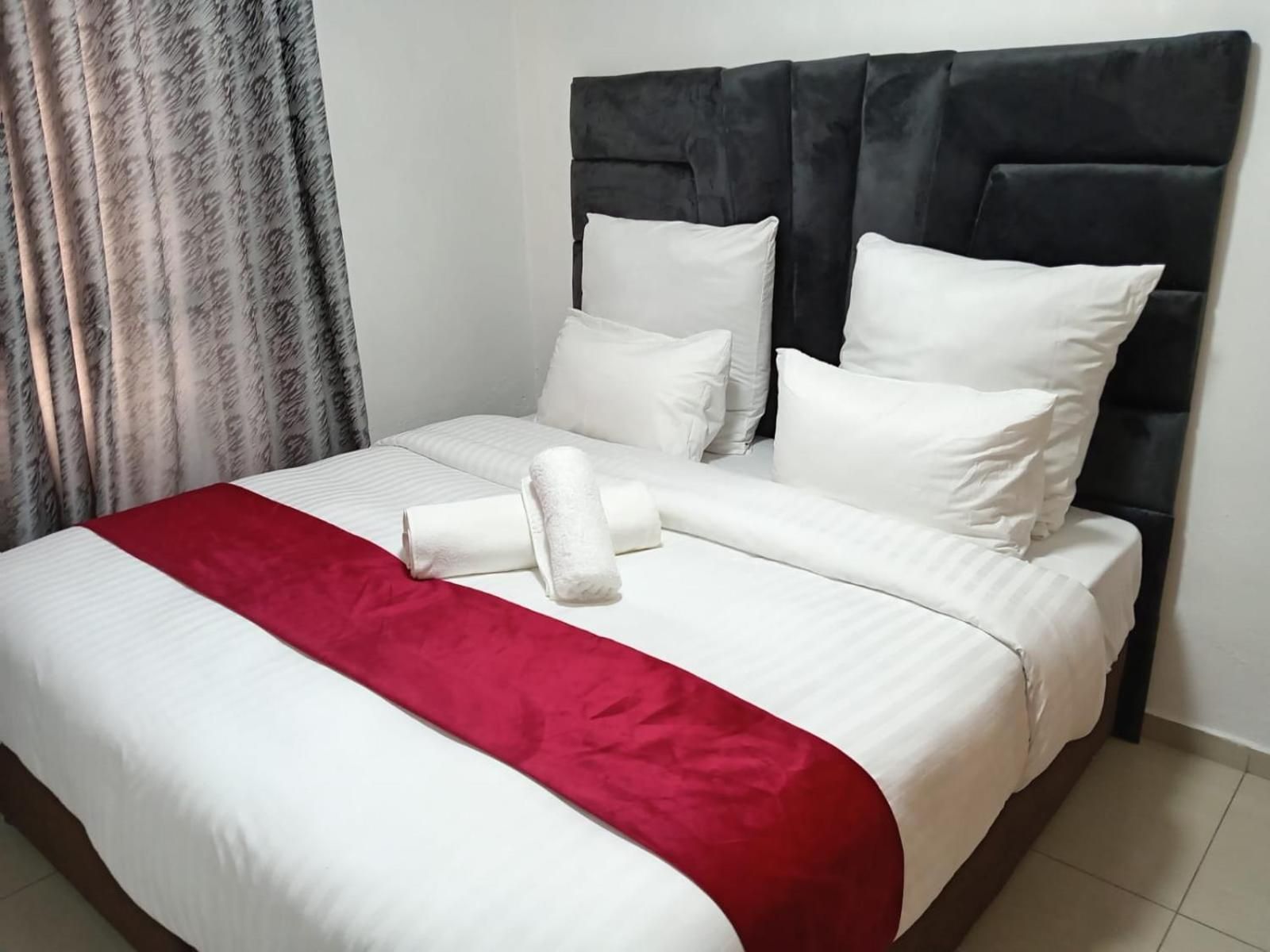 One-Bedroom Deluxe Apartment
