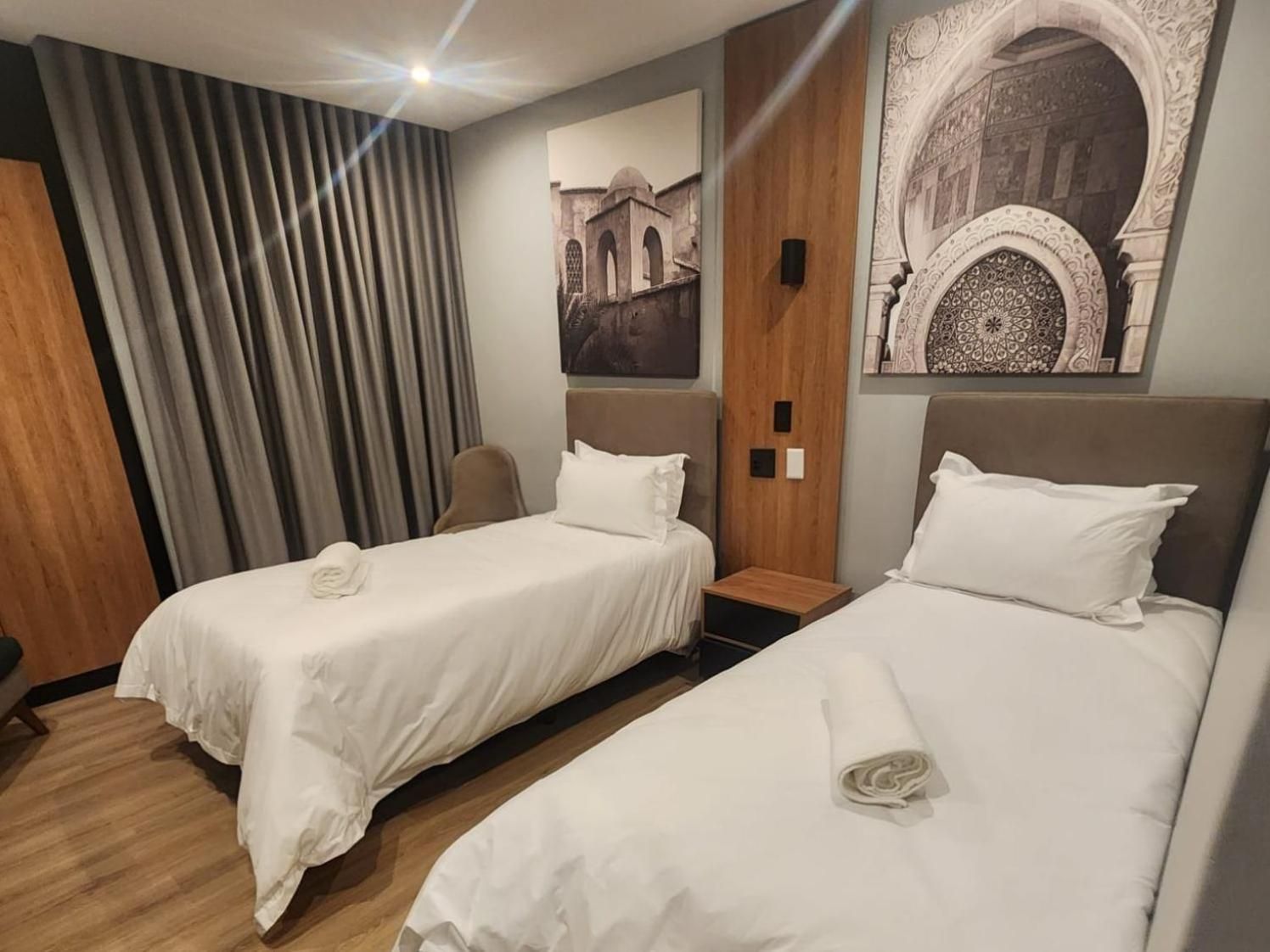 Standard Queen Room