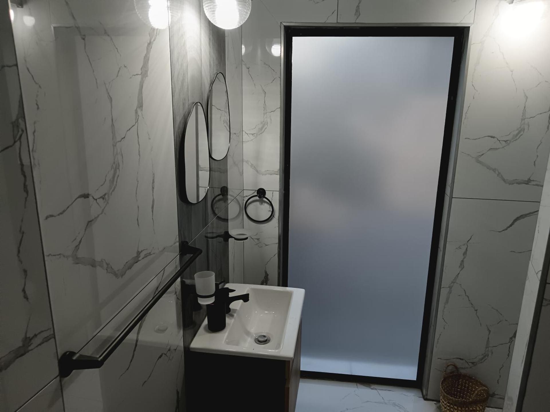 Boutique Stay Deluxe Double Room 2