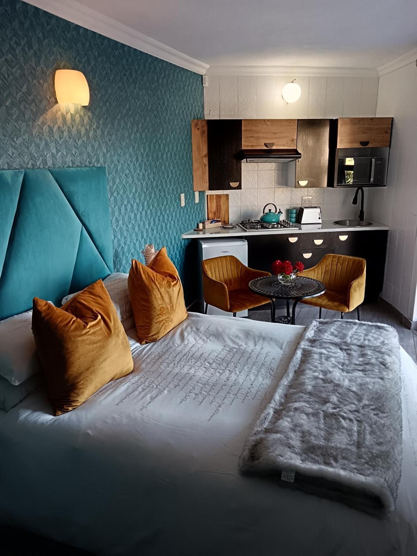 Boutique Stay One-Bedroom Suite