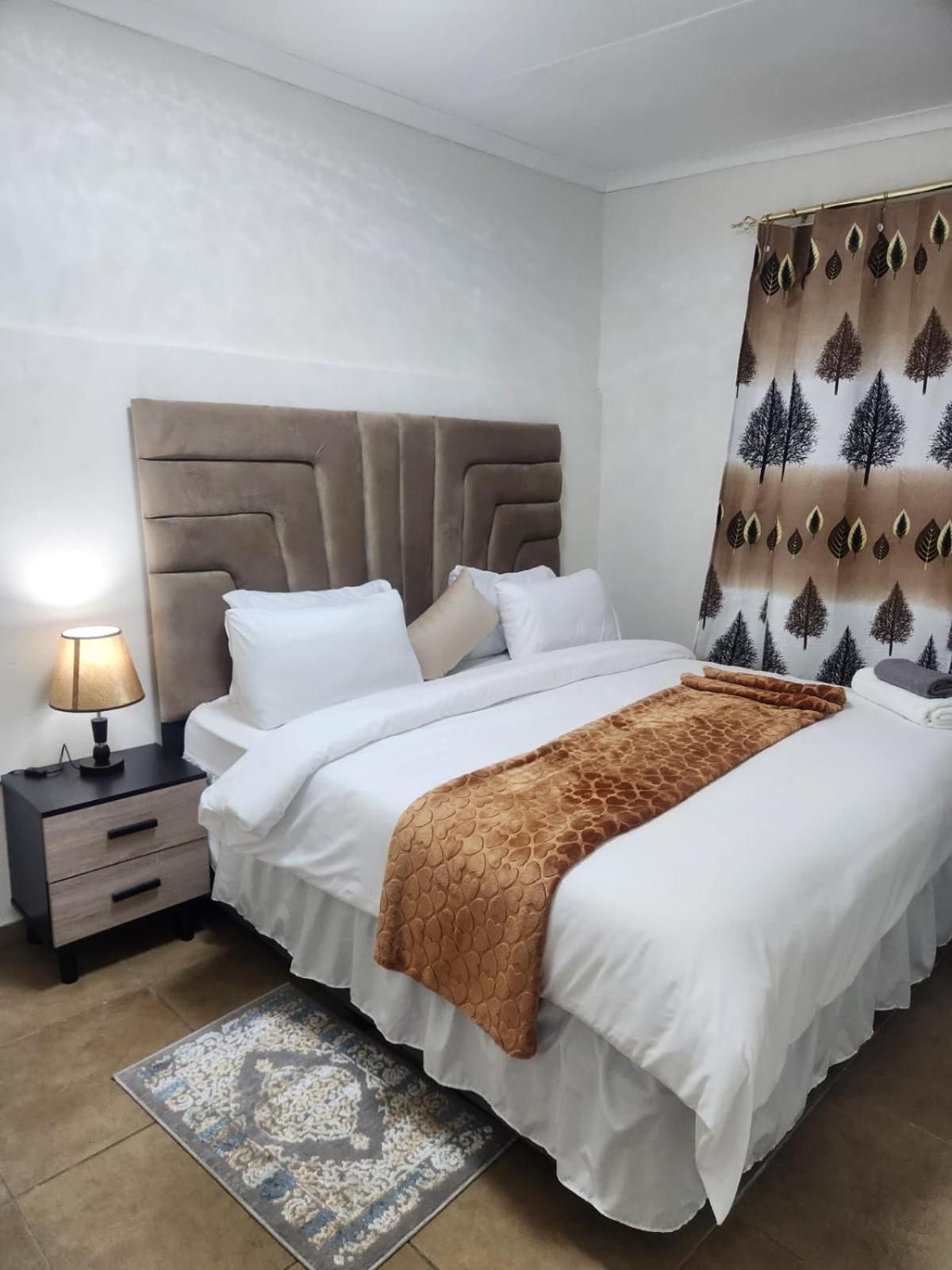 Deluxe Family Suite