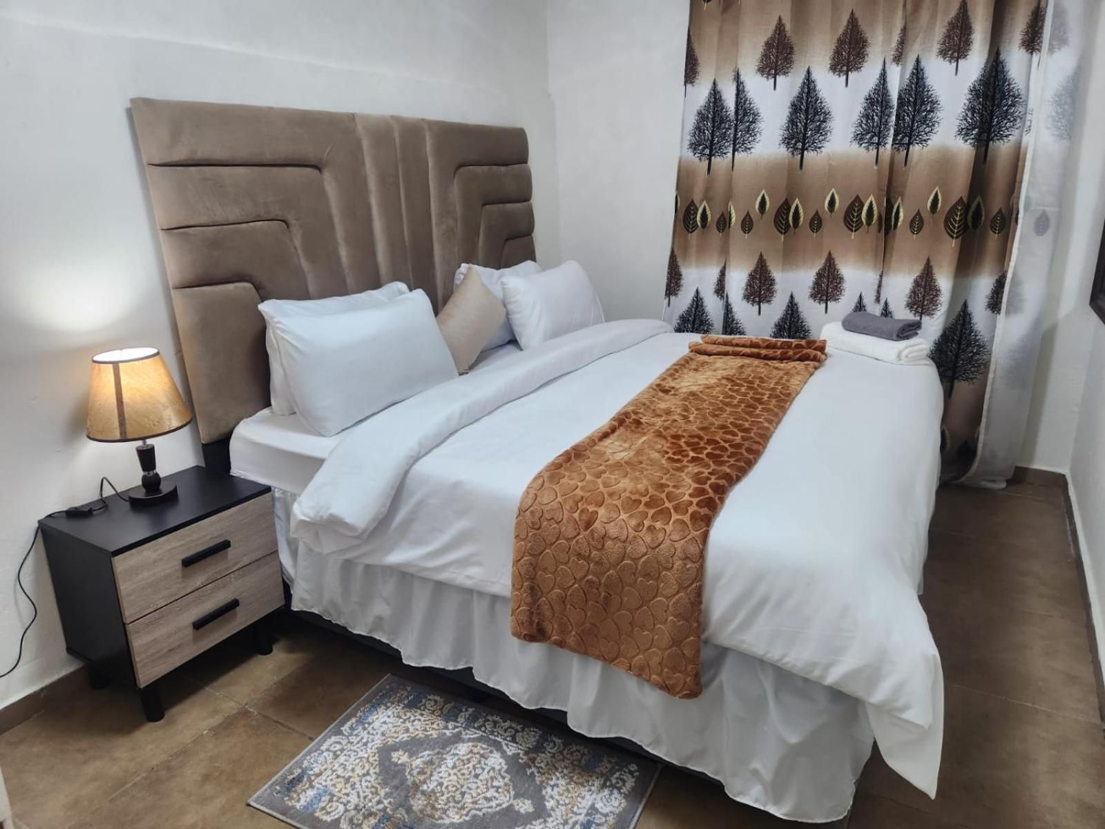 Deluxe Family Suite
