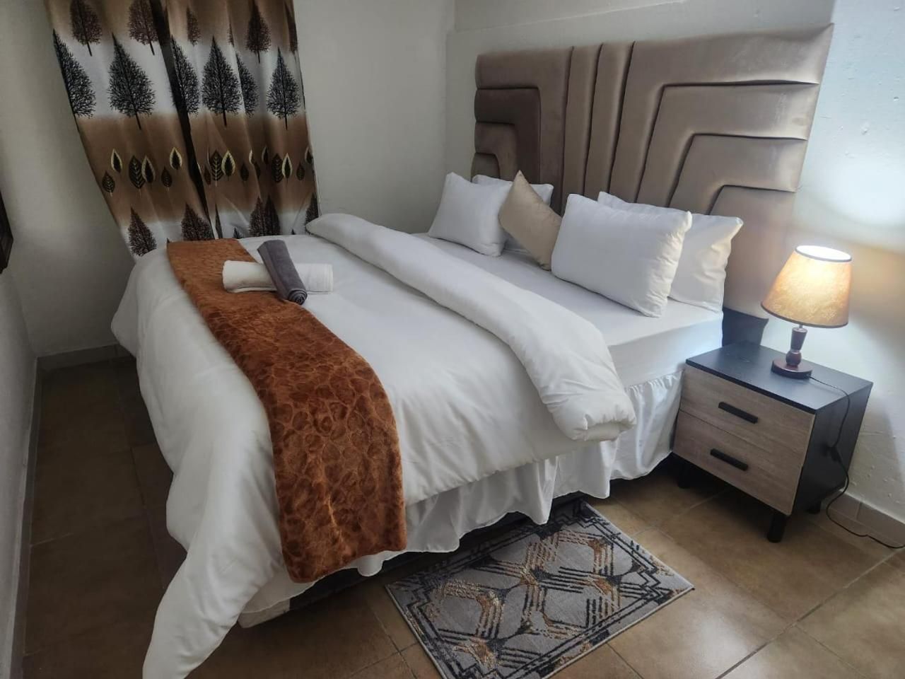 Deluxe Double Room with Bath