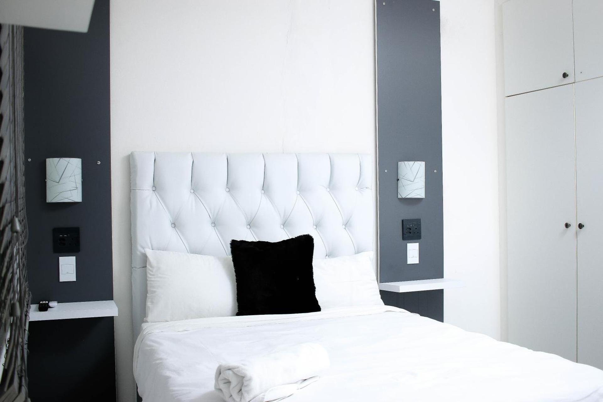 Double Room with Pool View