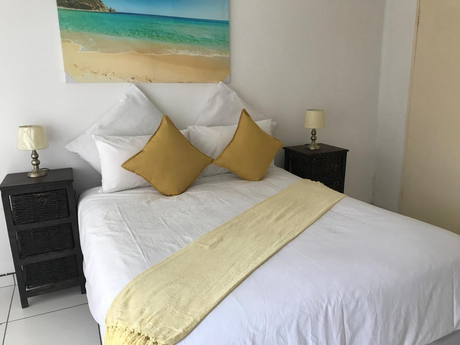 Deluxe Double Room (2 Adults + 1 Child)