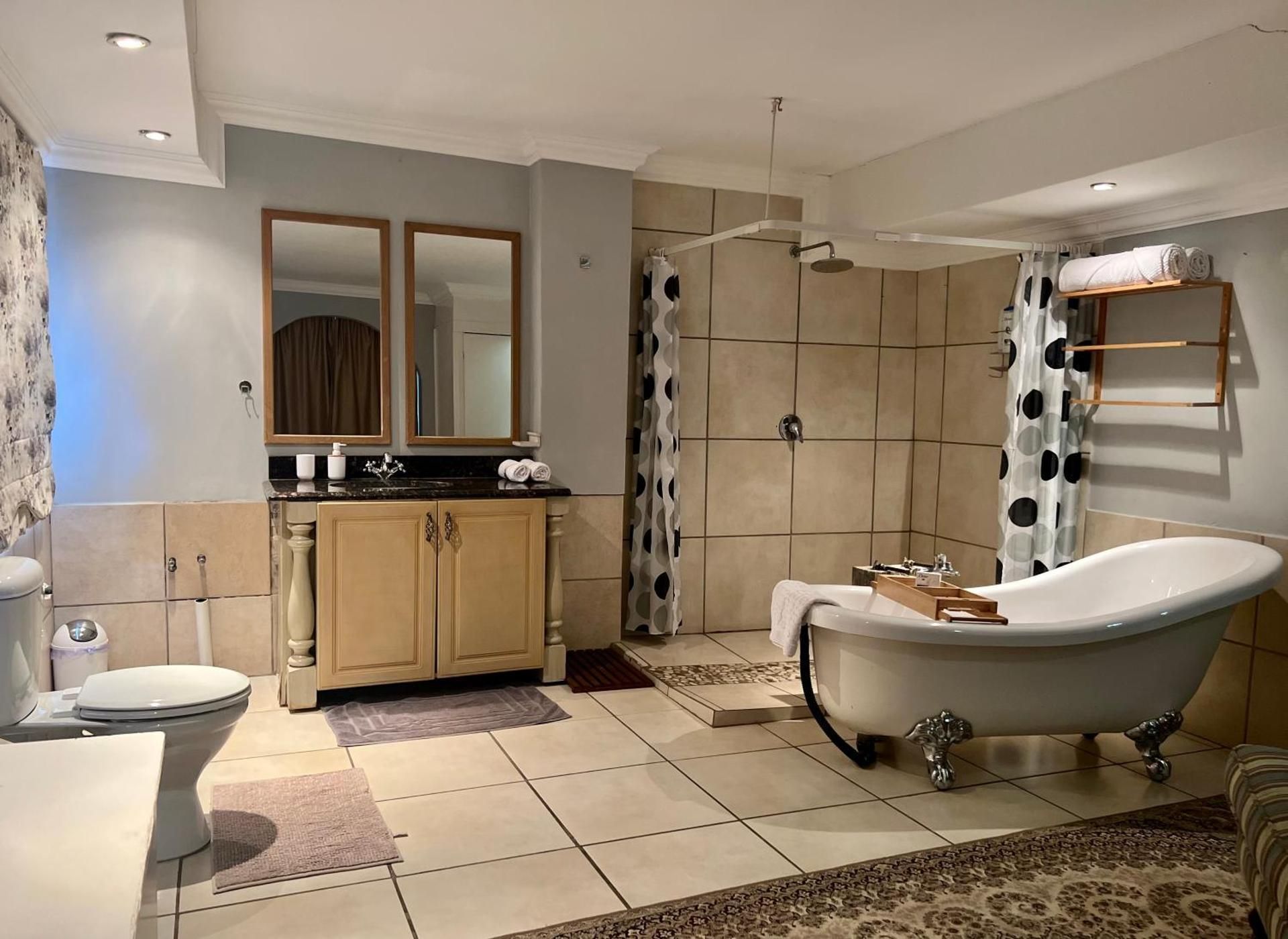Deluxe Double or Twin Room with Pool Access