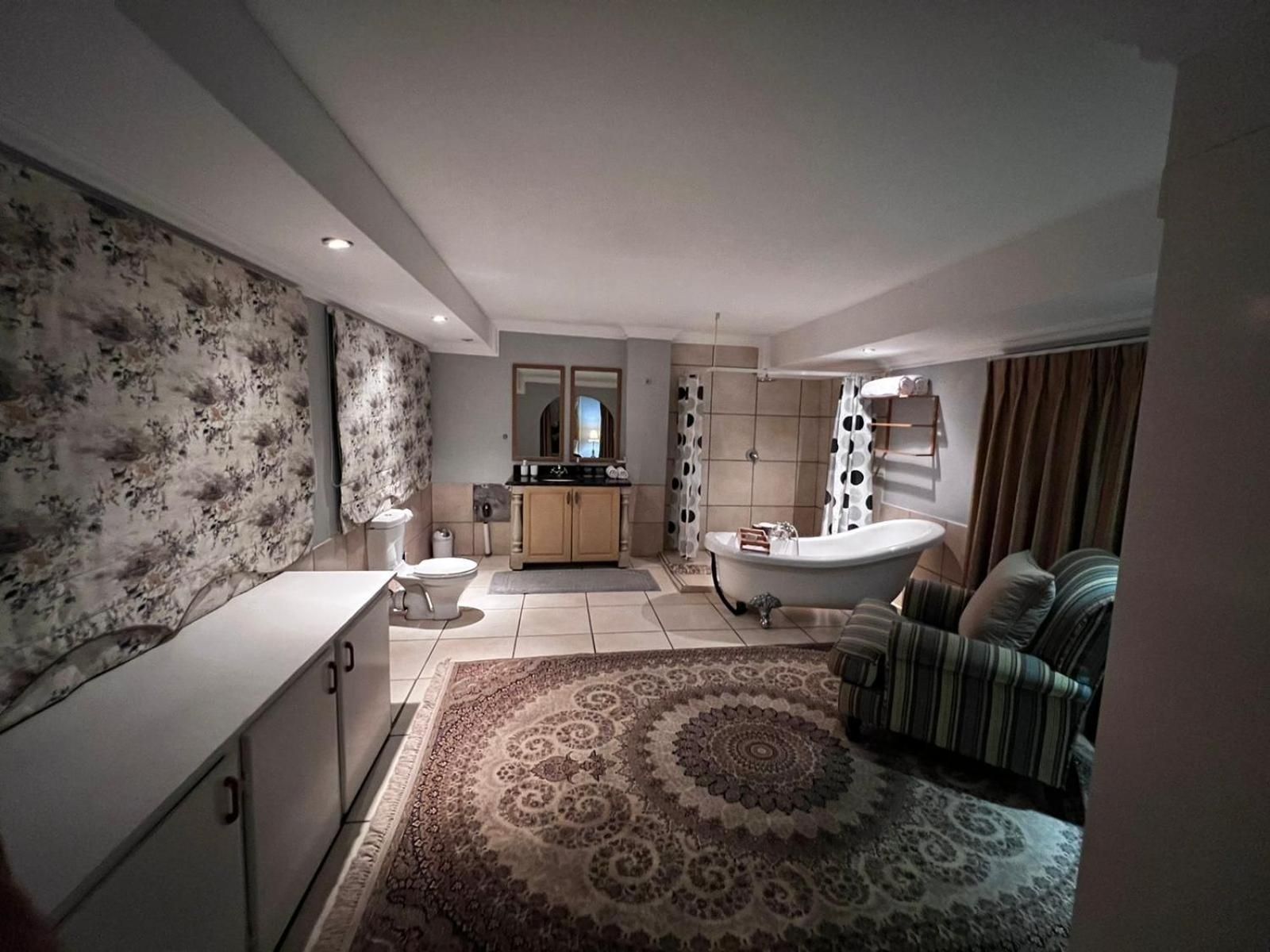 Deluxe Double or Twin Room with Pool Access