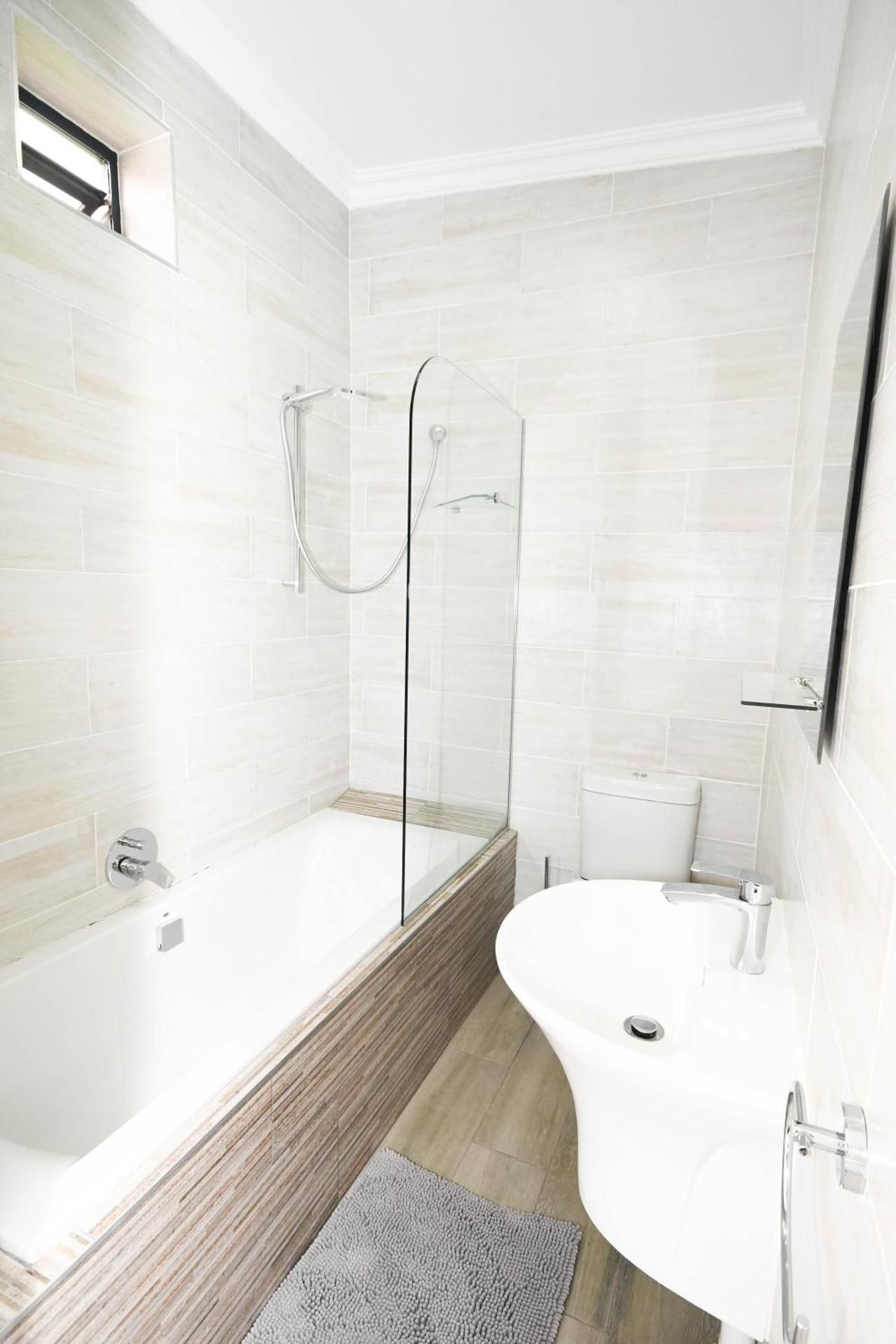 Linden Gap Guesthouse One-Bedroom Cottage 2