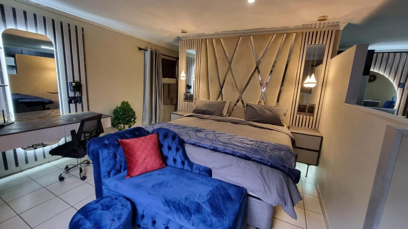 One-Bedroom Deluxe Apartment