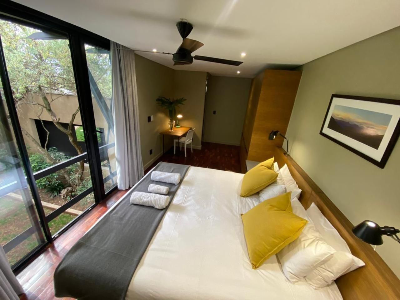 Luxury King Room