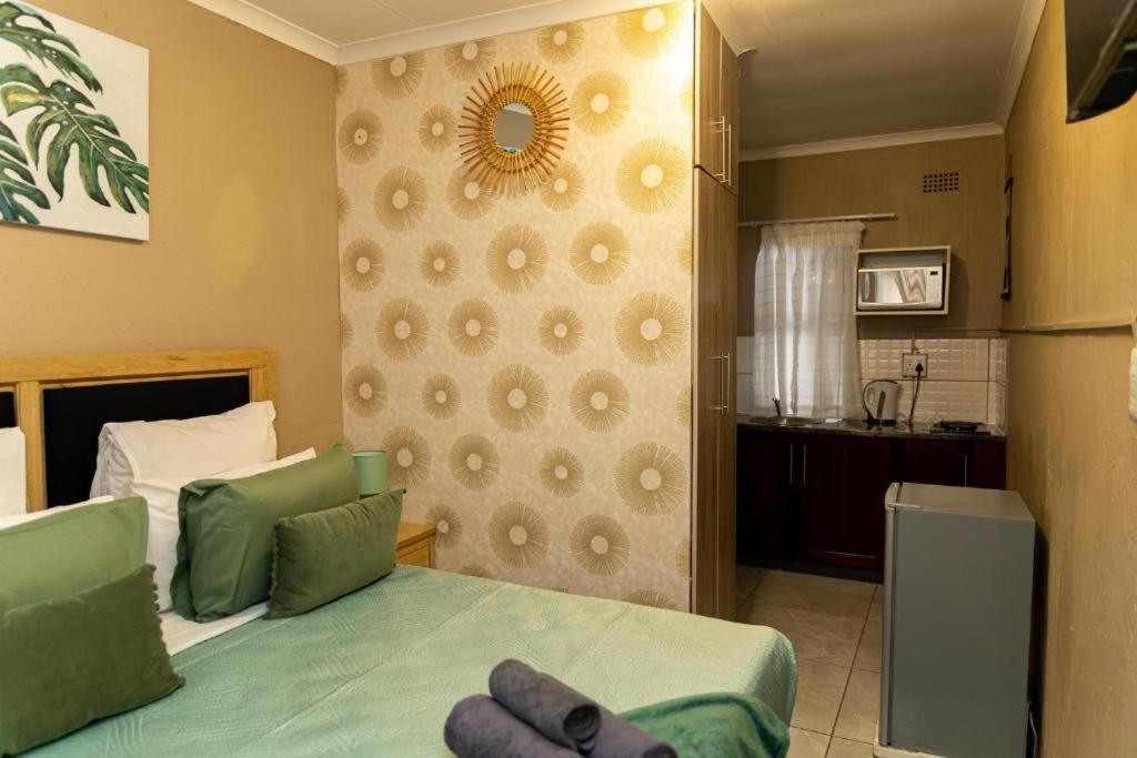 Deluxe Family Suite