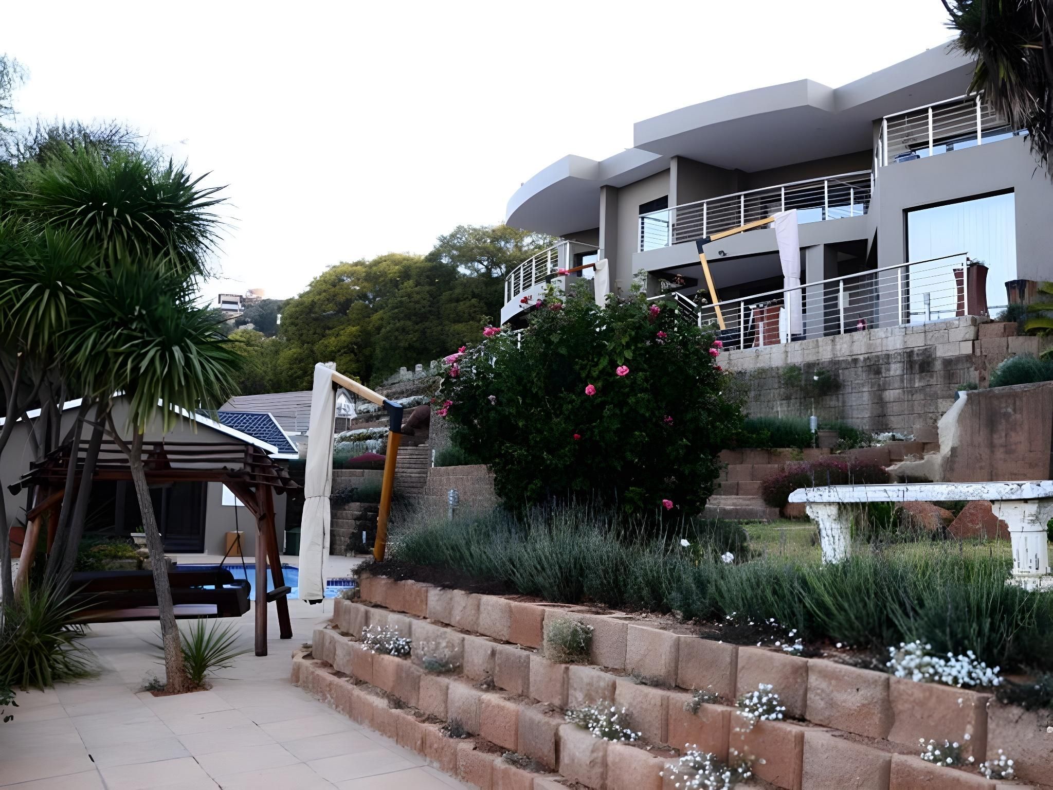 Over The Moon Guesthouse