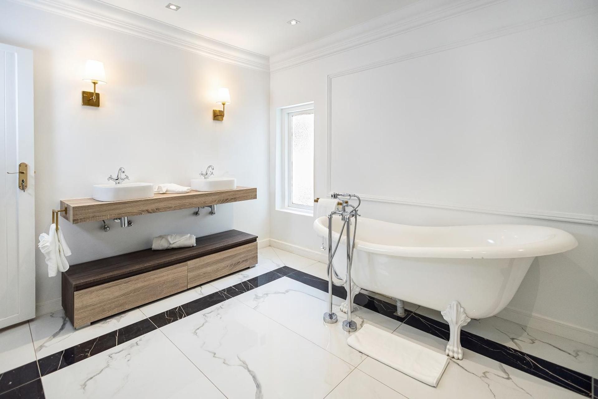 Le Manoir Boutique Estate Deluxe King Suite 37