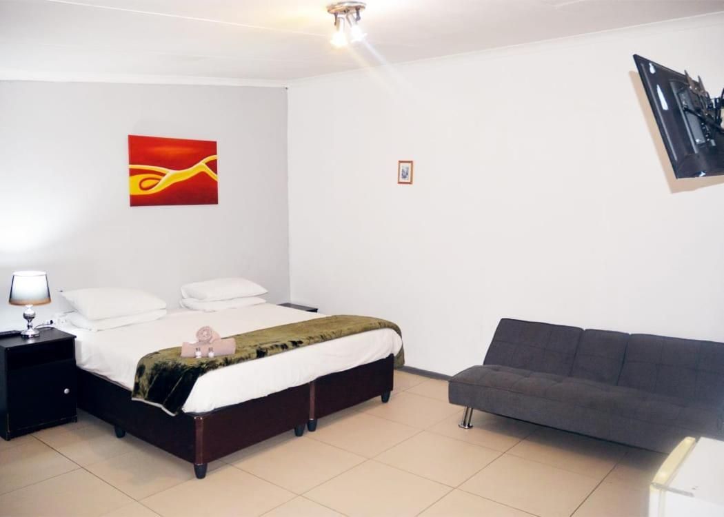 Traditional Suite
