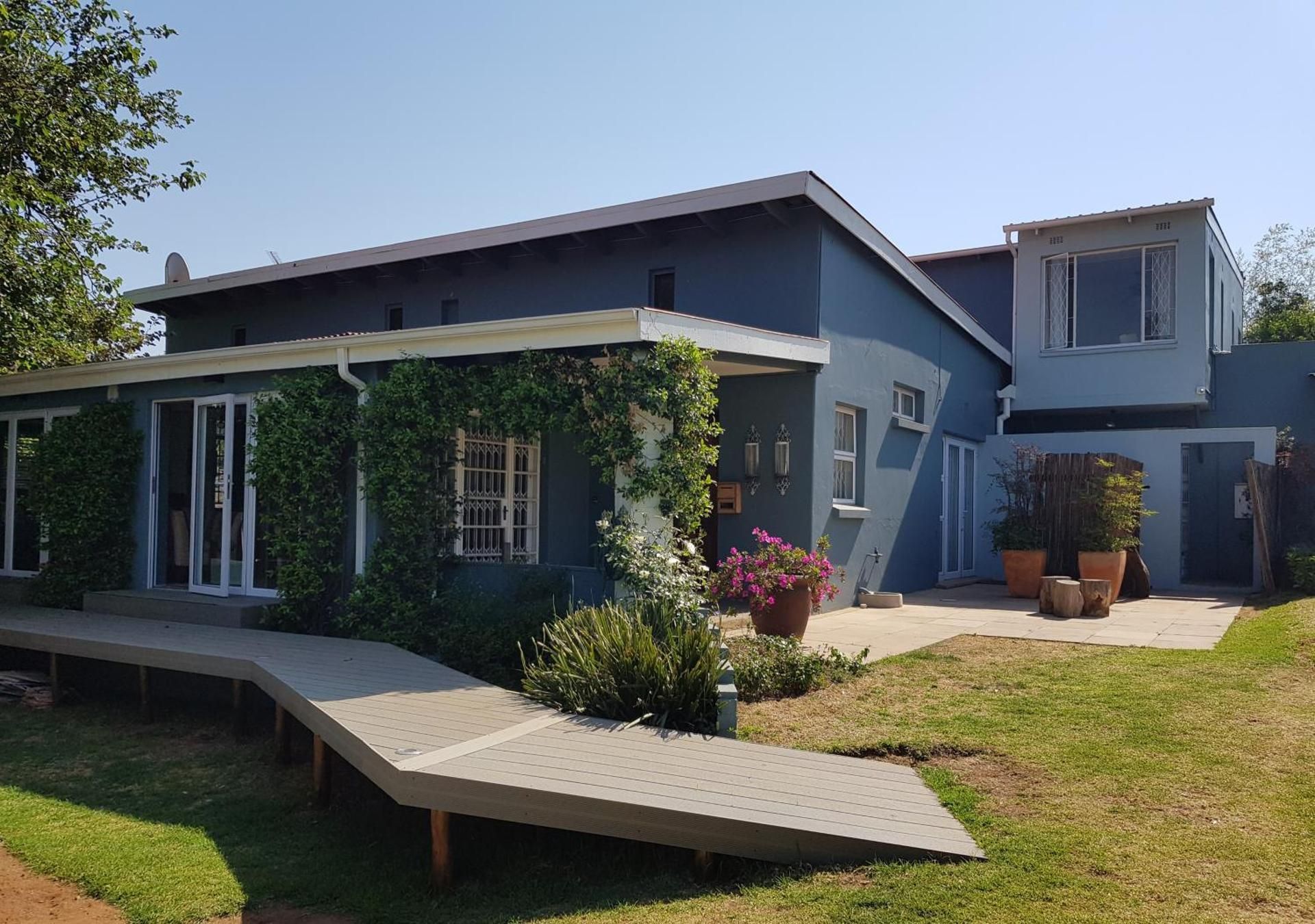 B&B on Buckingham Guest House