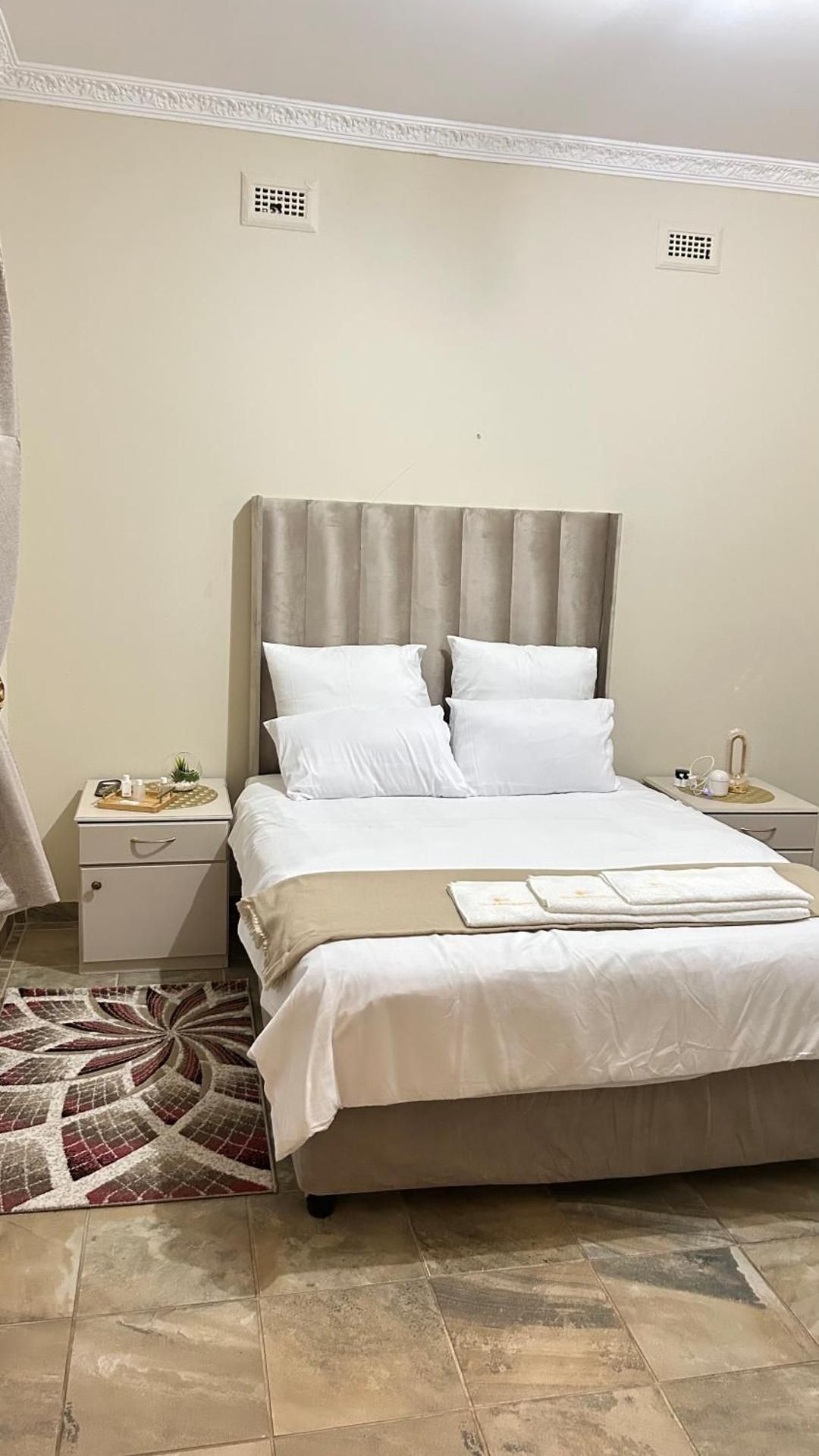 Deluxe Double Room with Shower