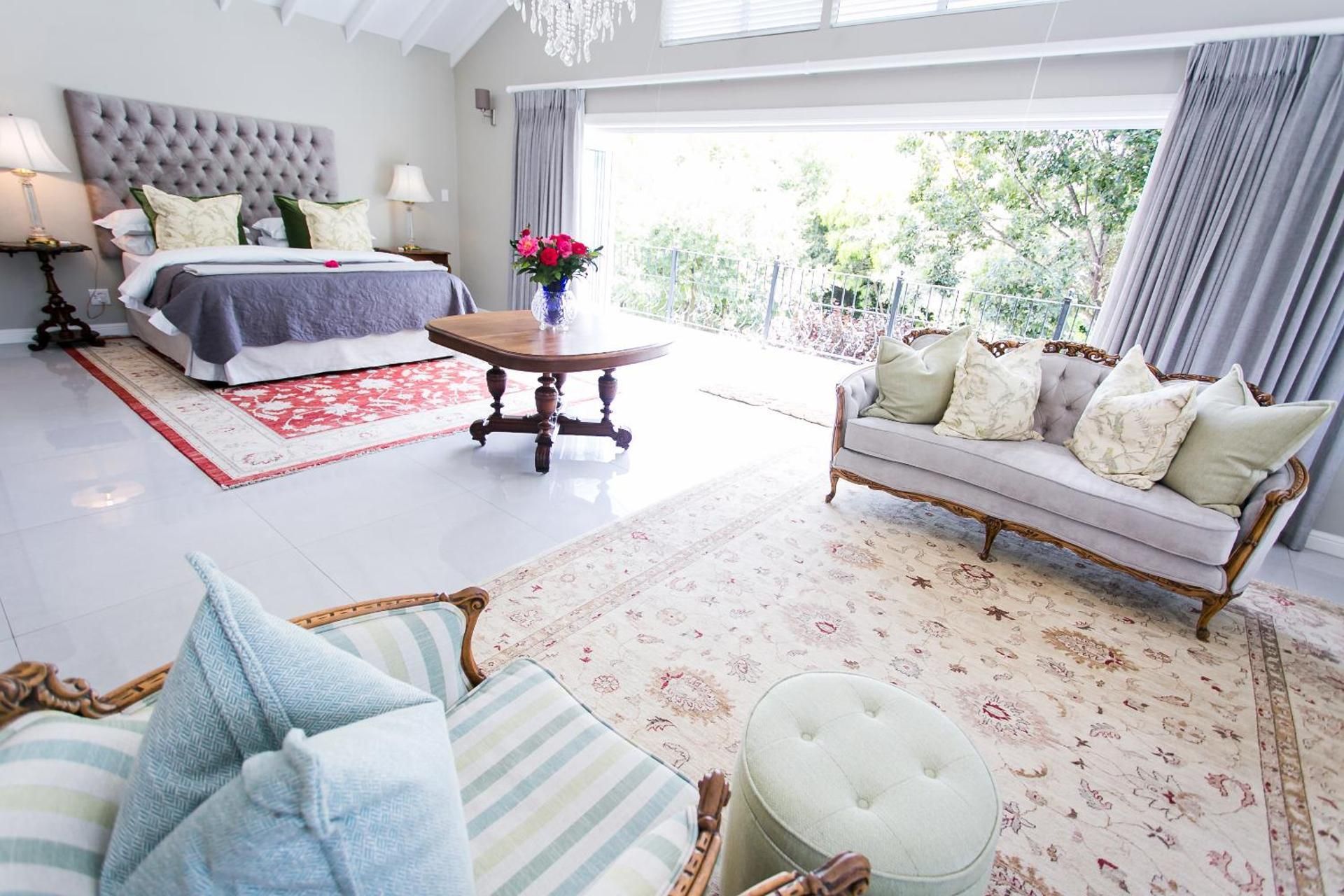 Honeymoon Suite