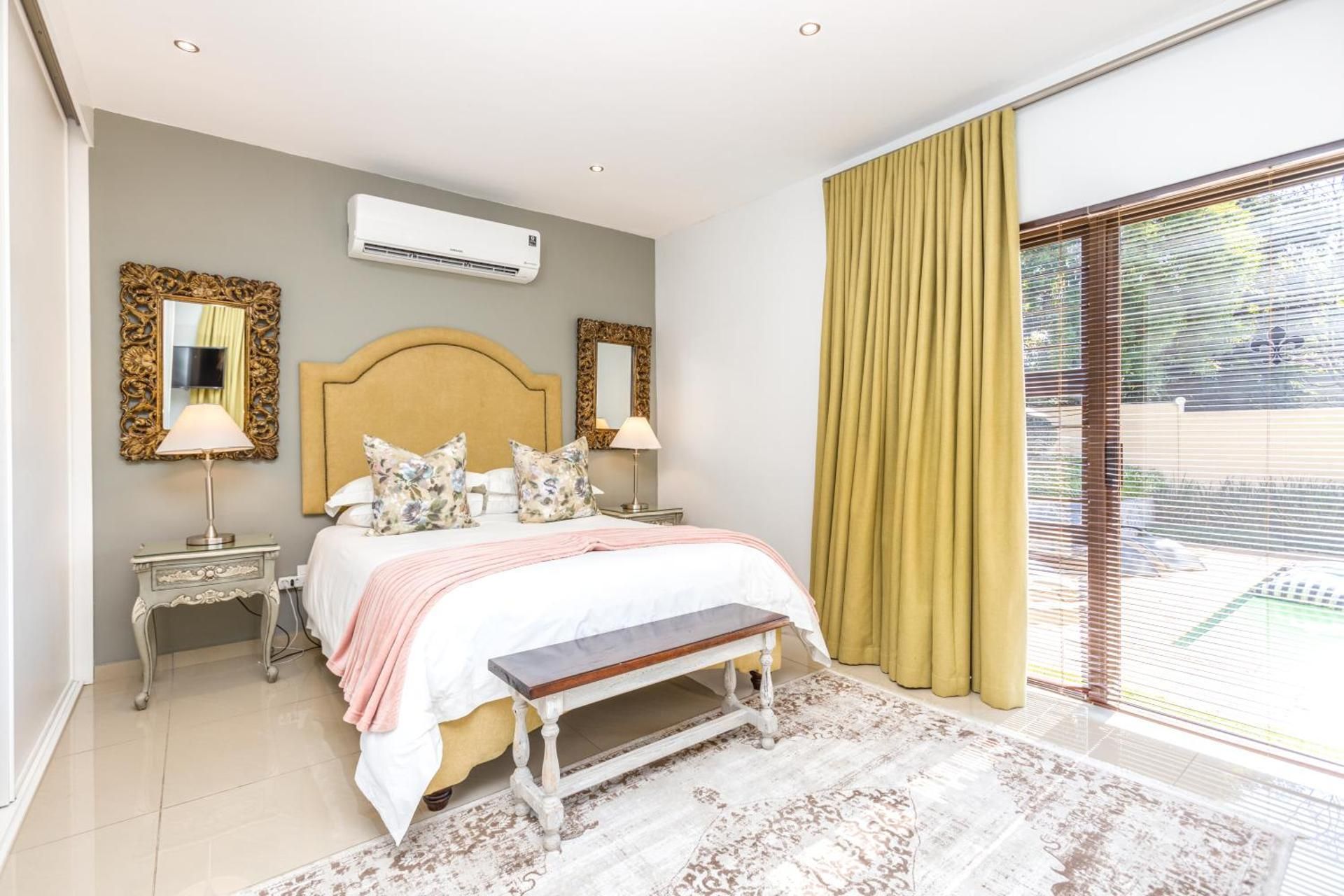 Suite with Garden View
