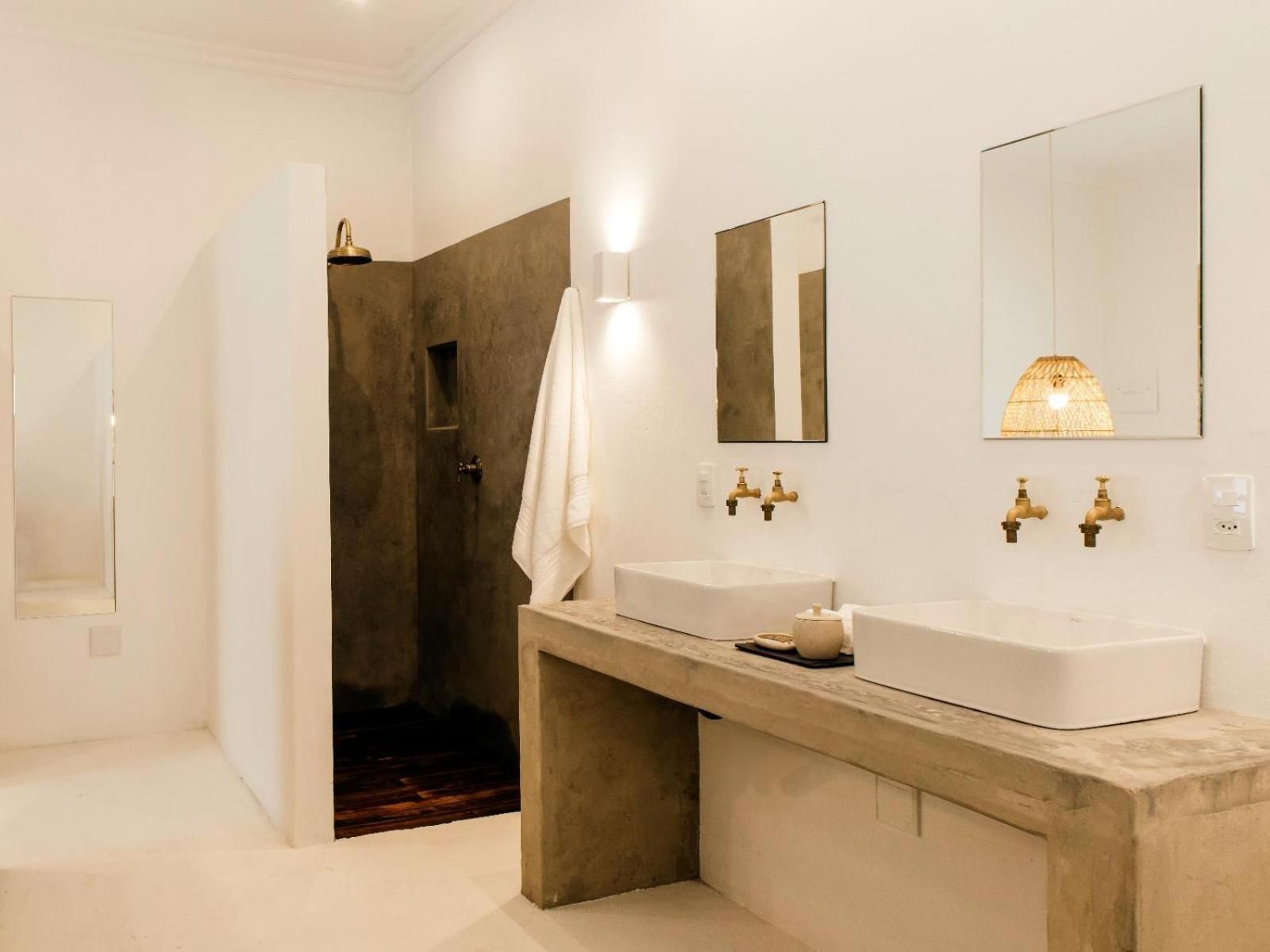 Luxury King Room