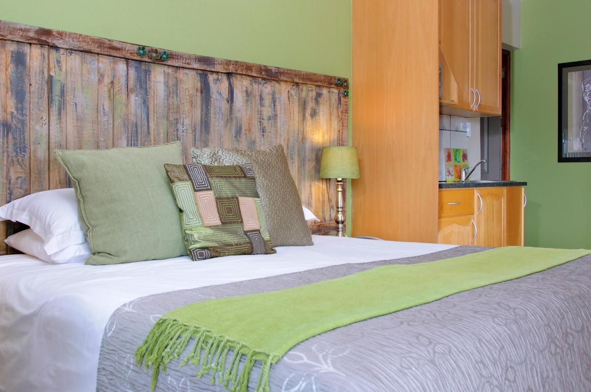 Luxury Suite with Kitchenette