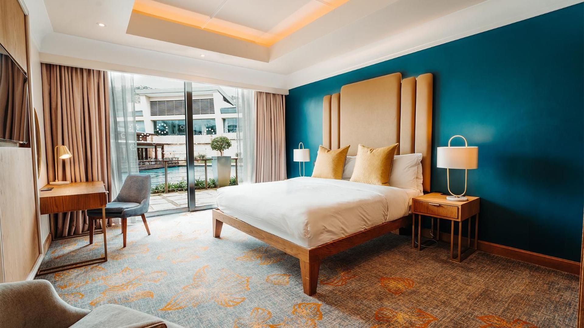 Standard King Room