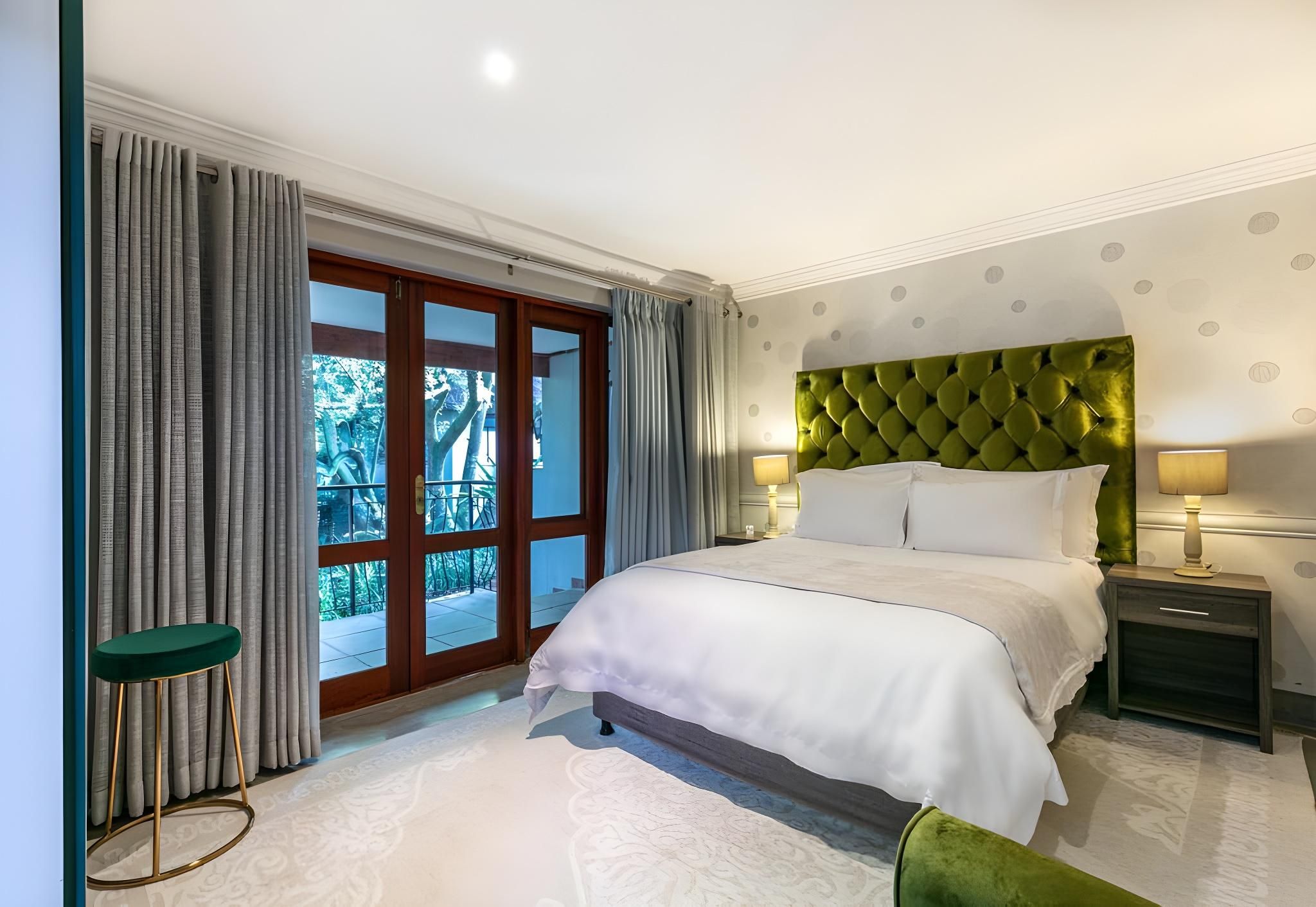 Junior Suite with King Bed