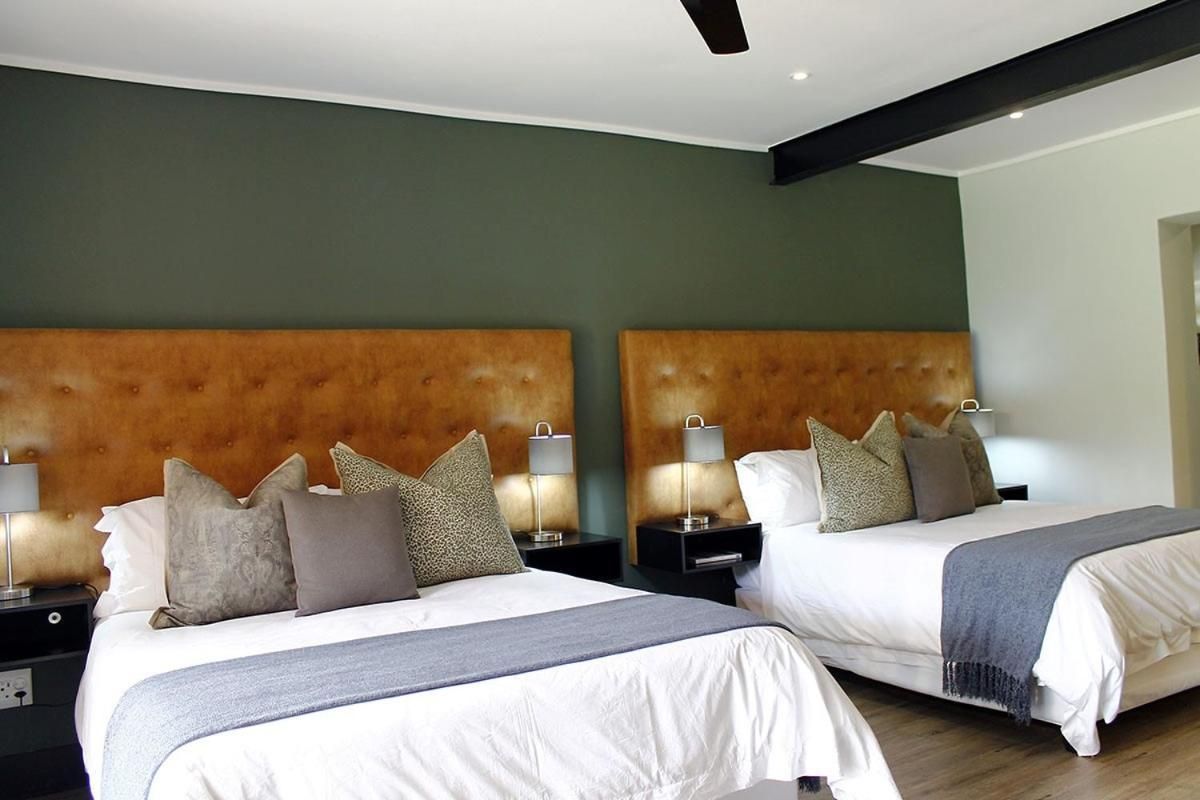 Deluxe Queen Room with Two Queen Beds