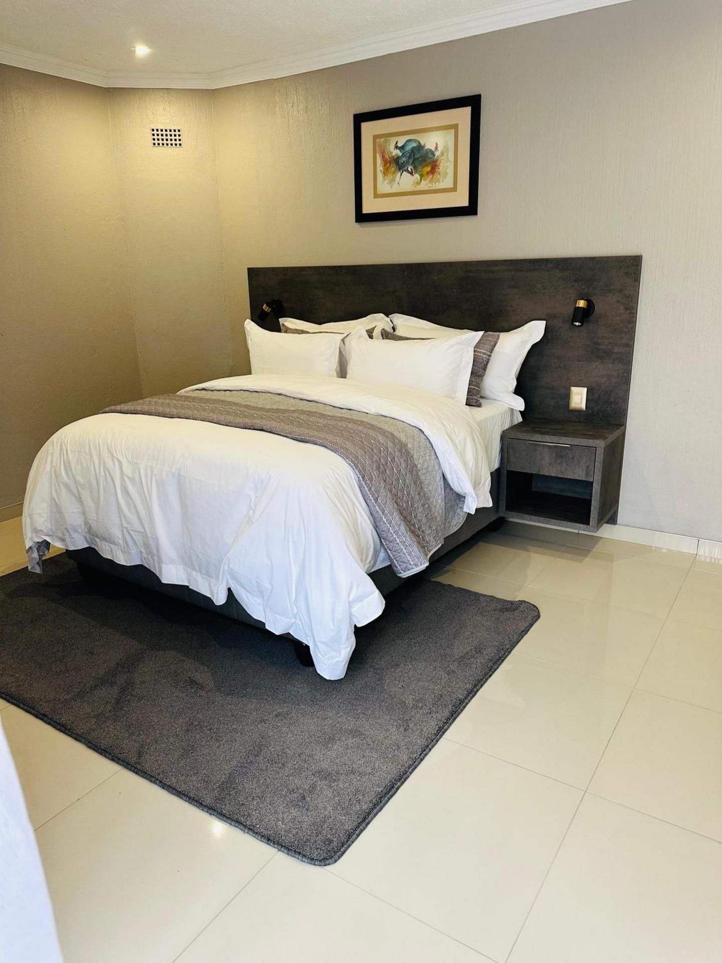 Deluxe Double or Twin Room with Pool Access