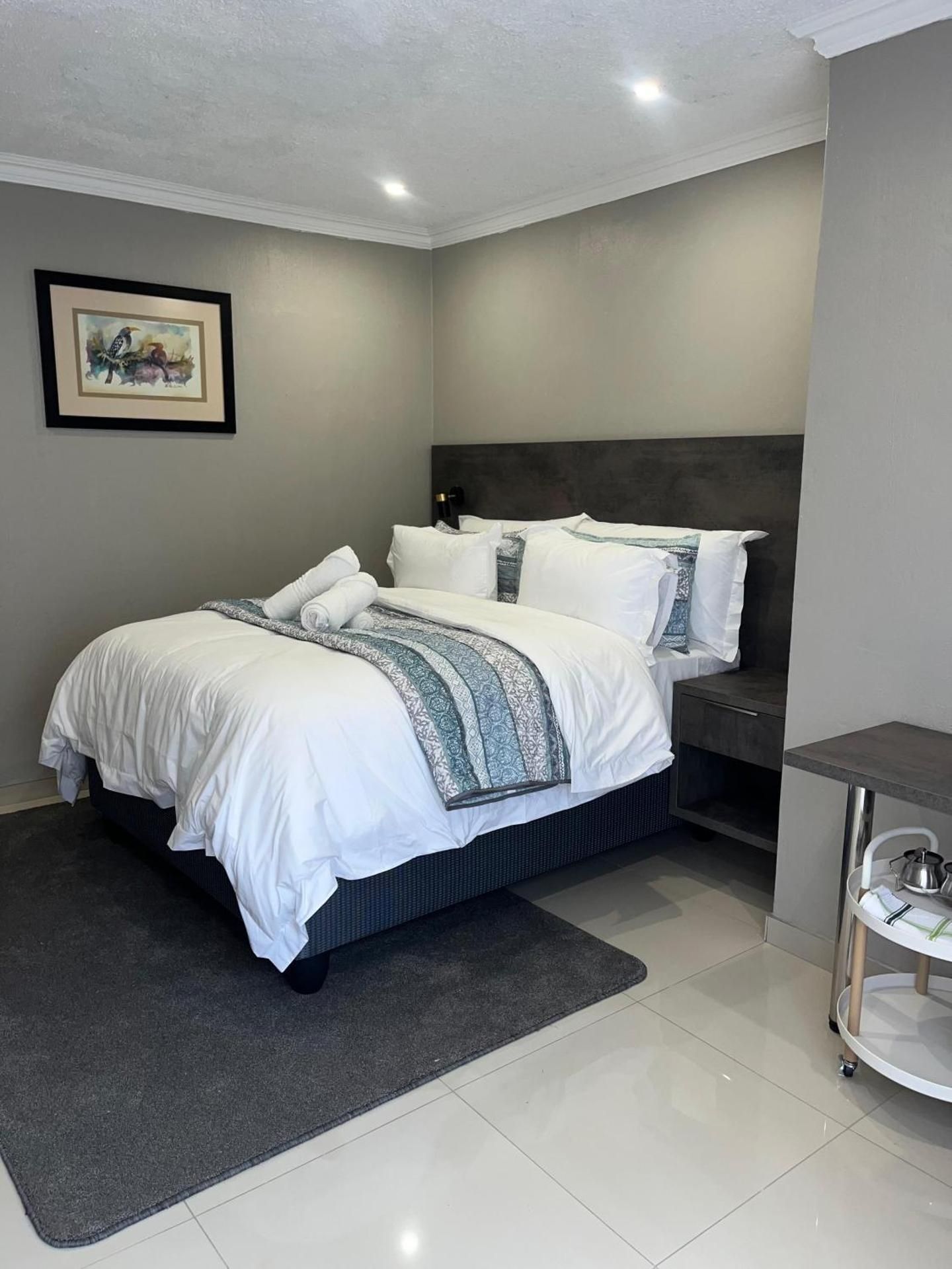 Deluxe Double or Twin Room with Pool View