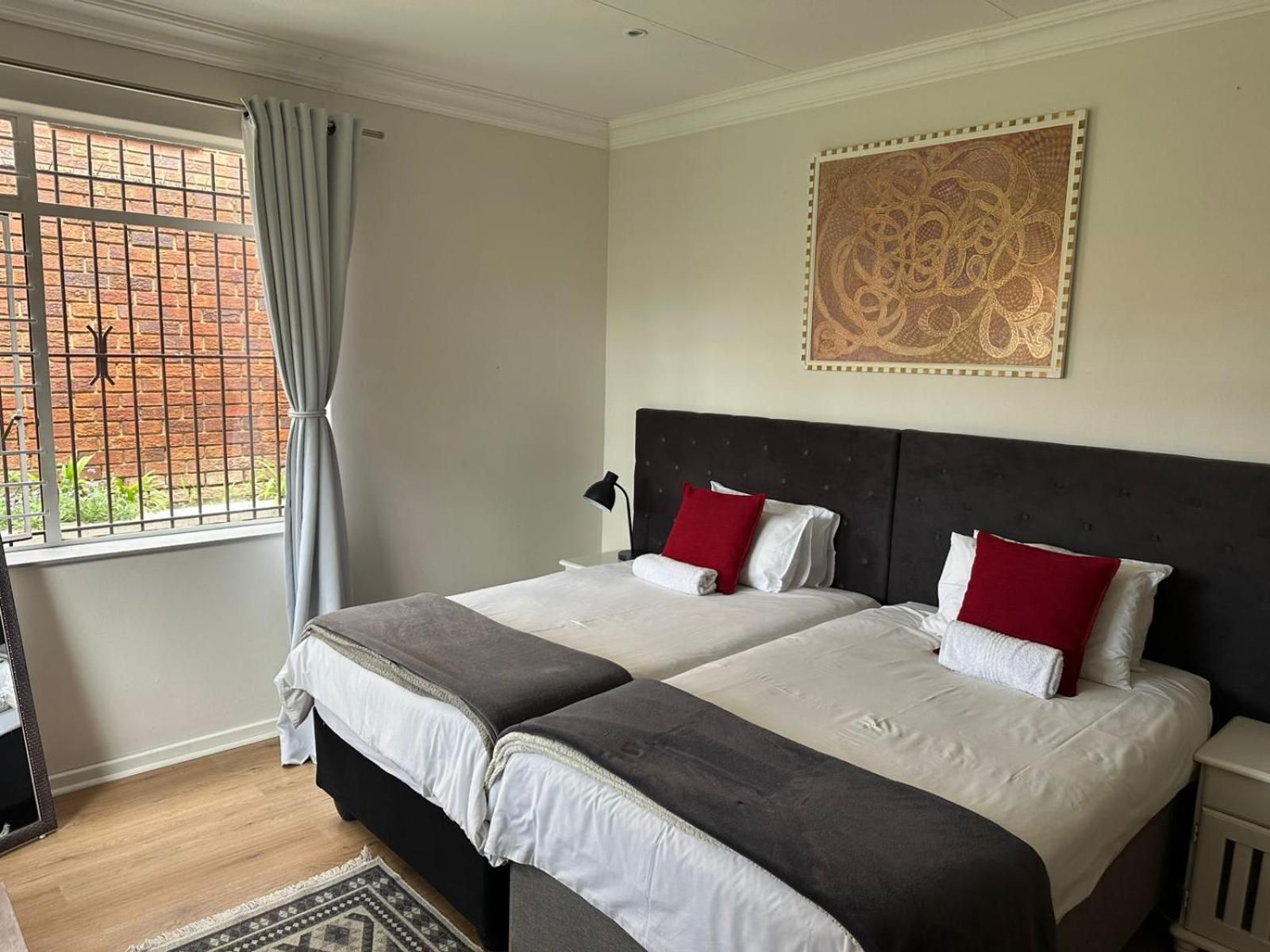 Paulshof Guesthouse - Kingsway B&B Deluxe Suite