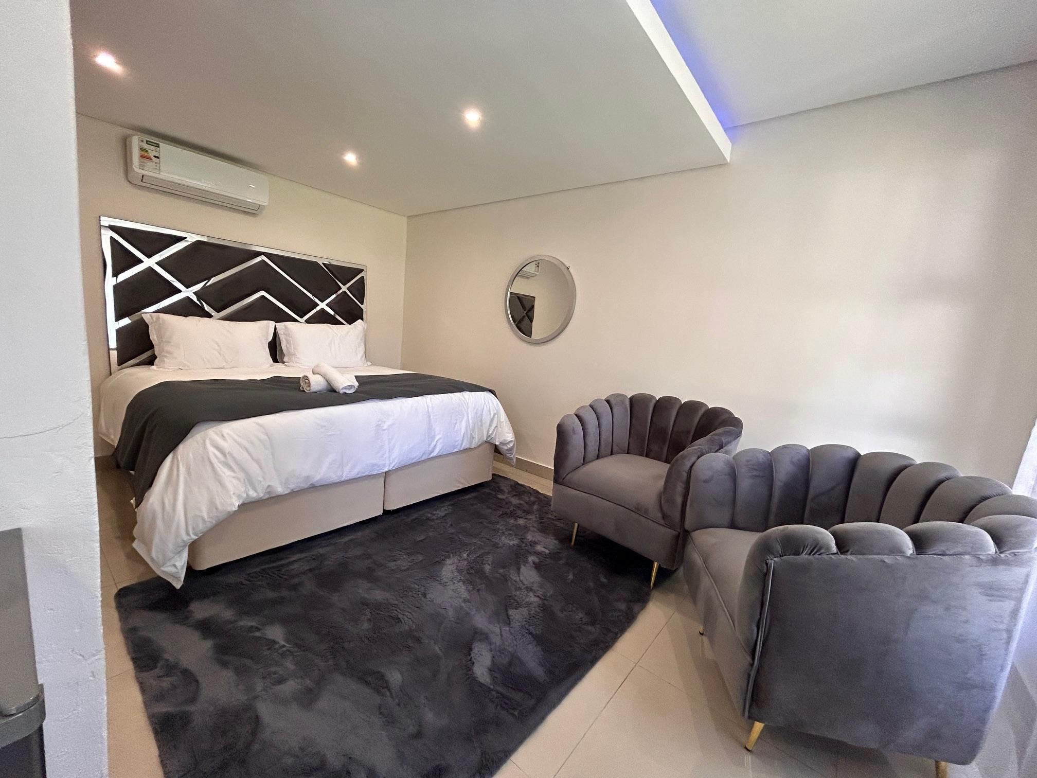 Deedo Sandton Standard Room 2