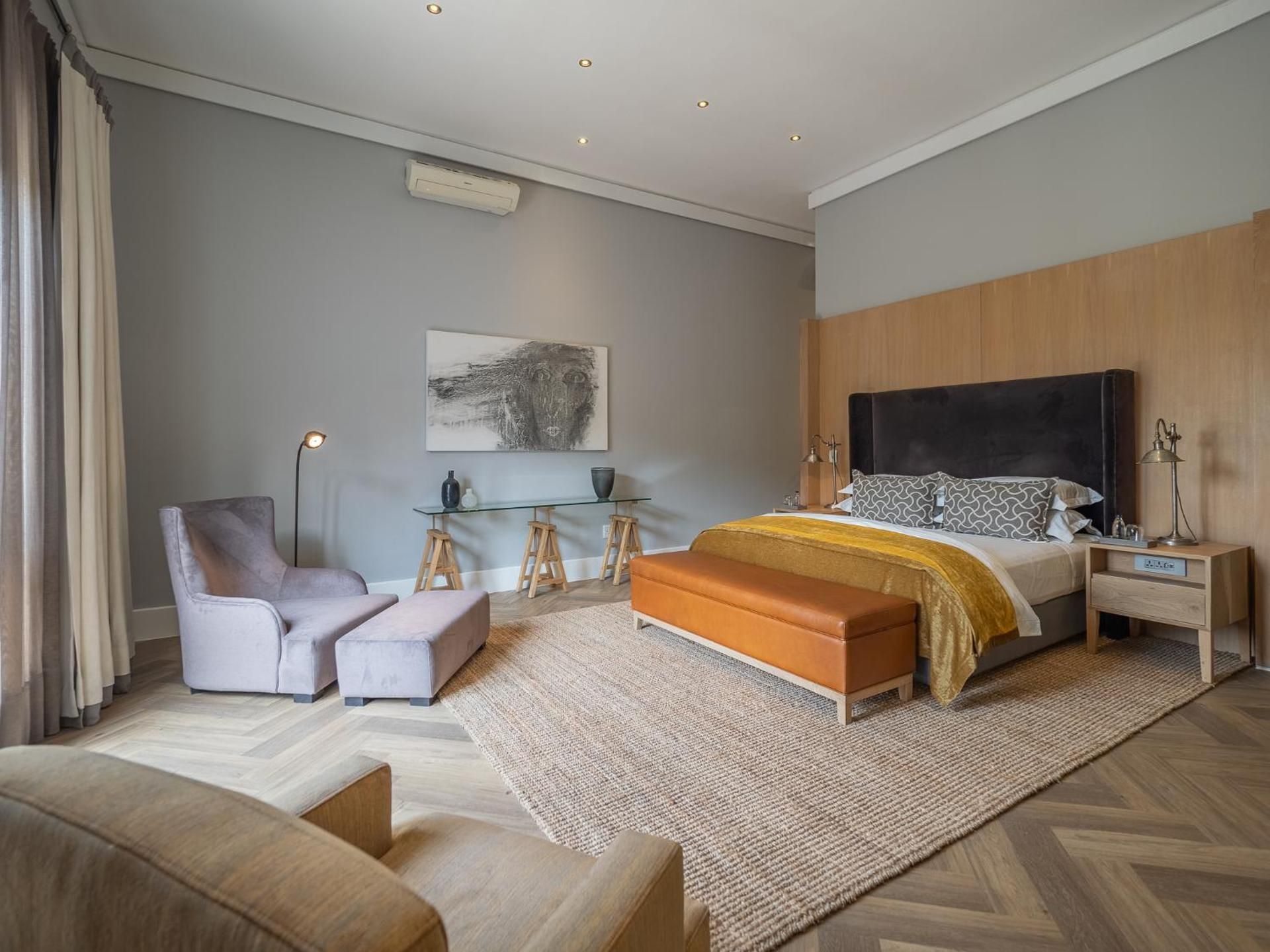 Large Double or Twin Room