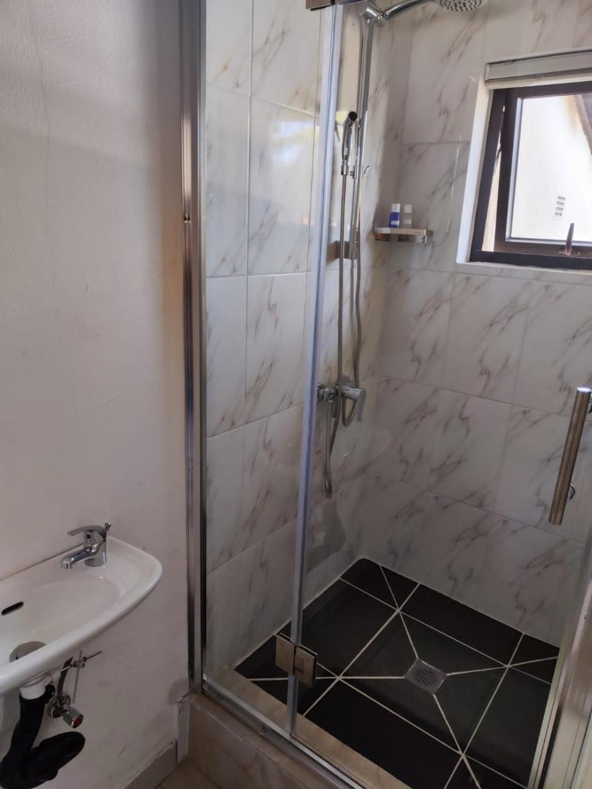 Atlantic Pearl Guest House Sandton Single Room 2