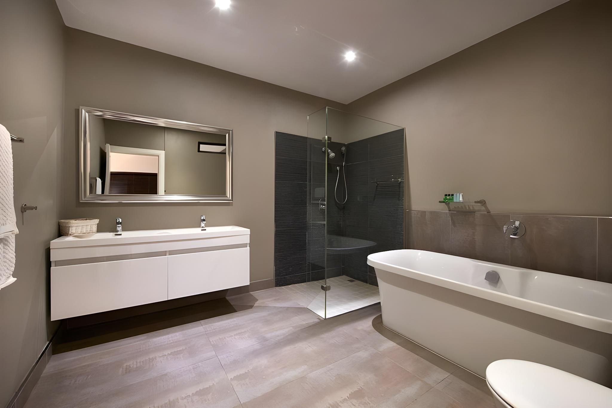 2-Bedroom Luxury Apartment for 4 Adults