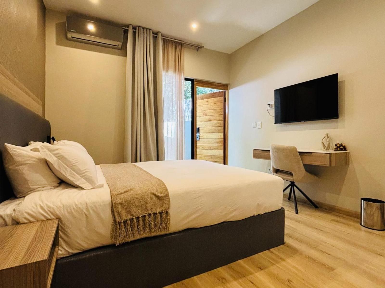 Executive Queen Room
