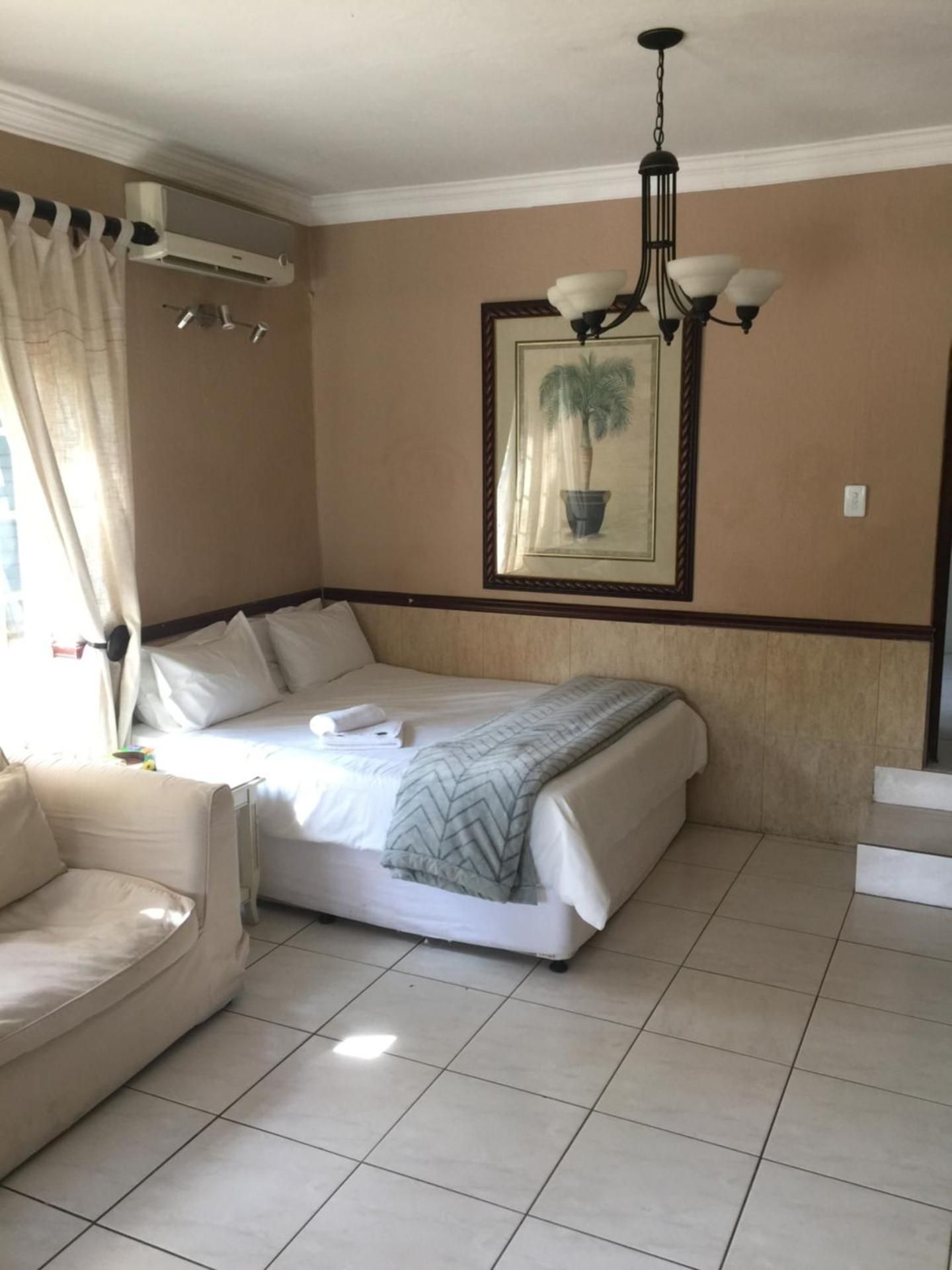 Deluxe Double Room with Shower