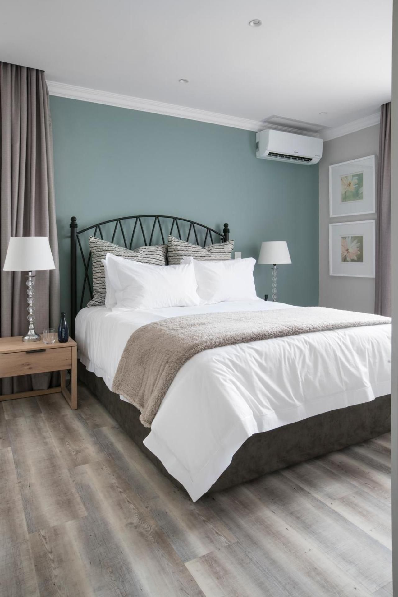 Studio Stay on Sixty6 One-Bedroom Premier Apartment