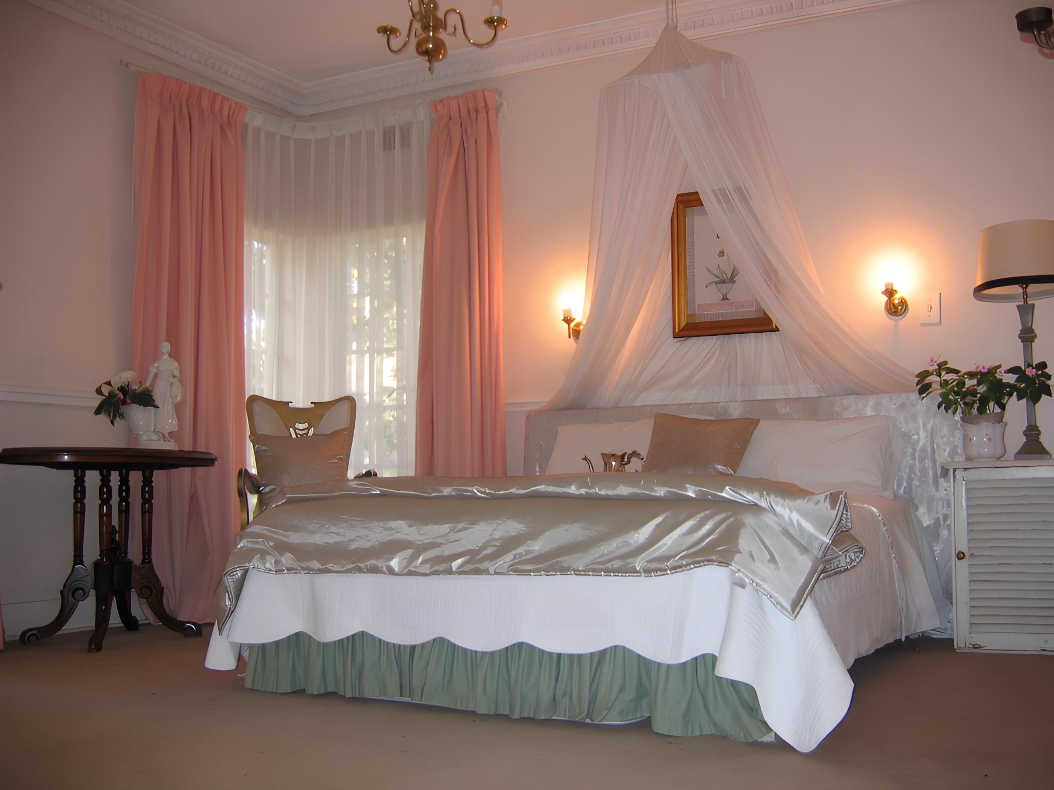Self catering Flat