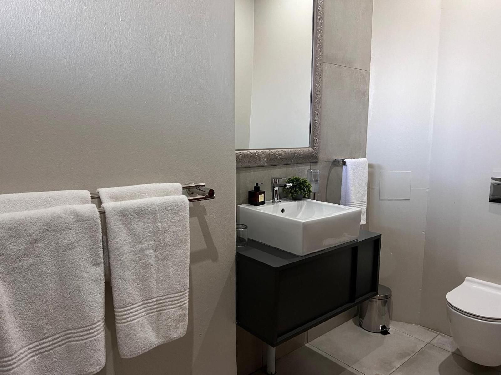 Luxury King Room