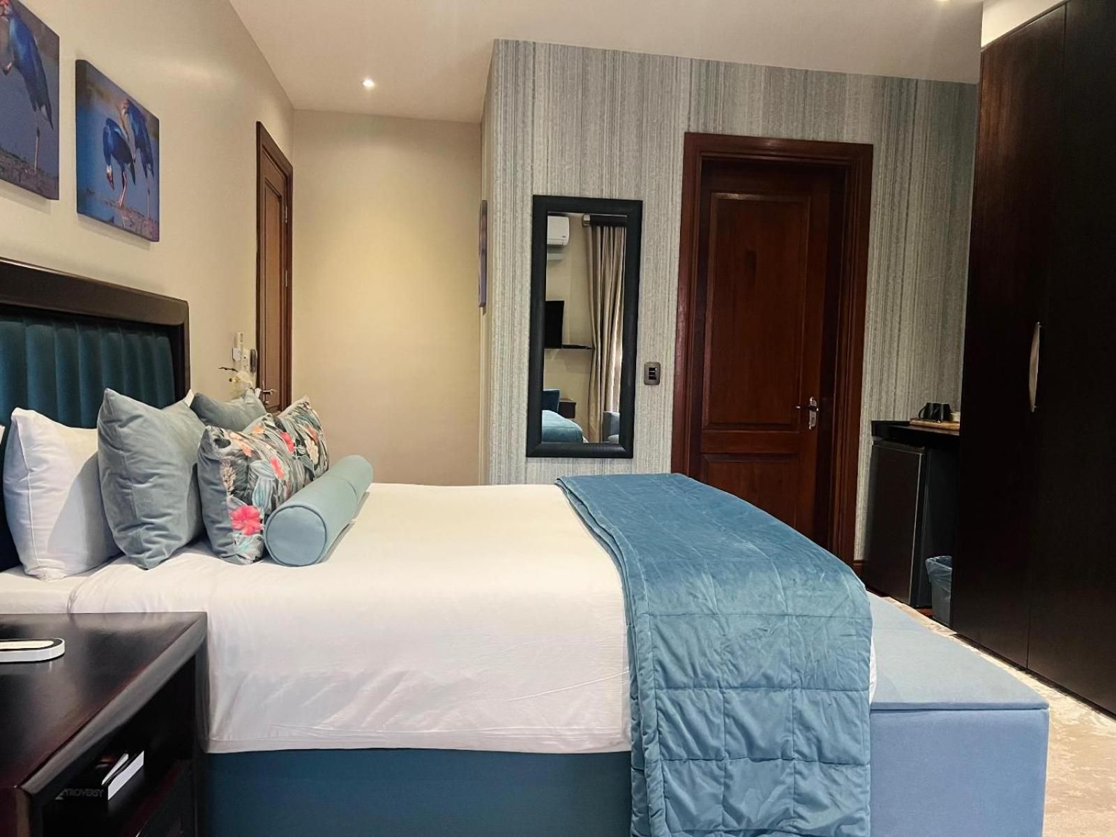 Executive Queen Room