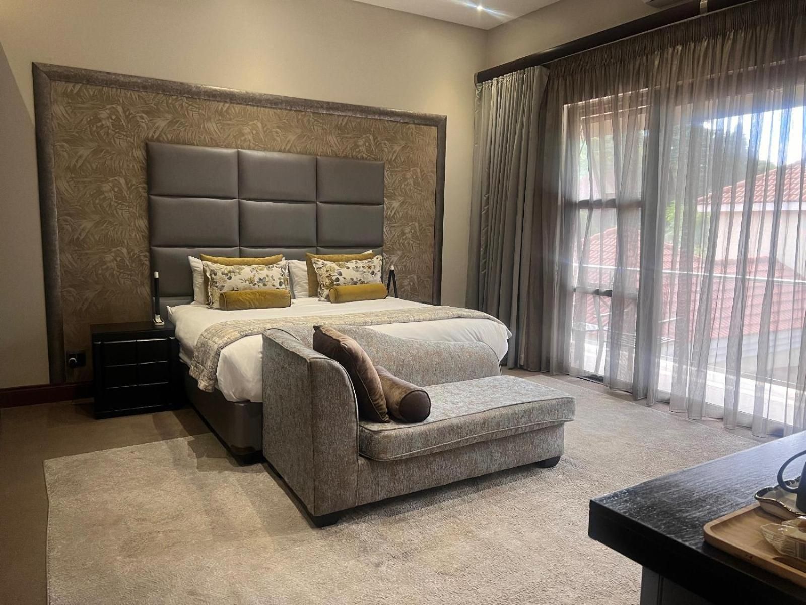 Executive King Room