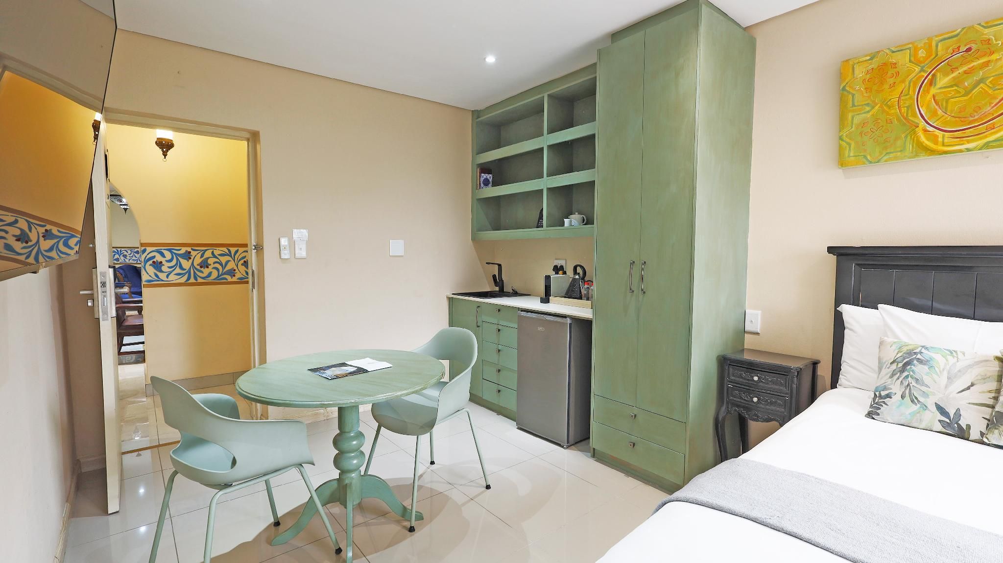 Single Deluxe Room
