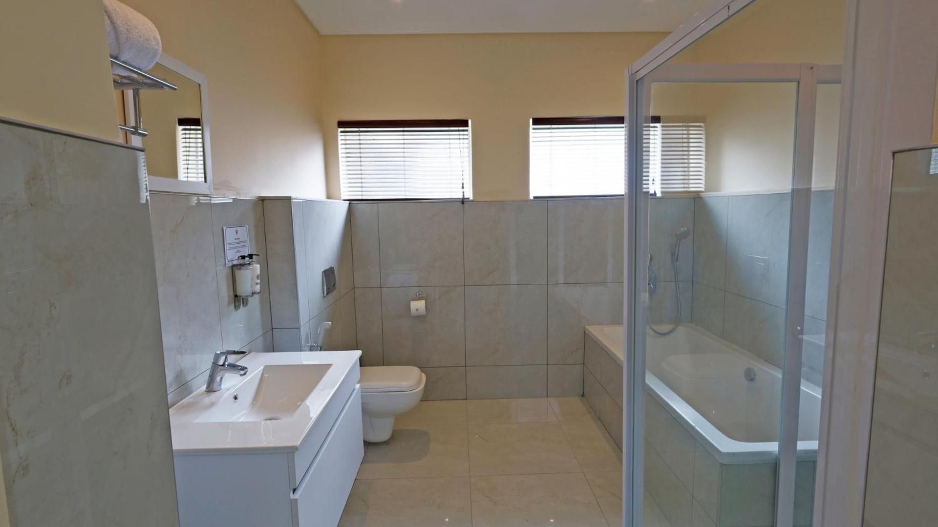 Qurtuba Resort and Events Deluxe Junior Suite 3