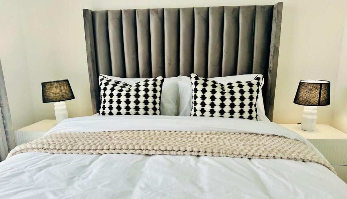 Two-Bedroom Deluxe Apartment