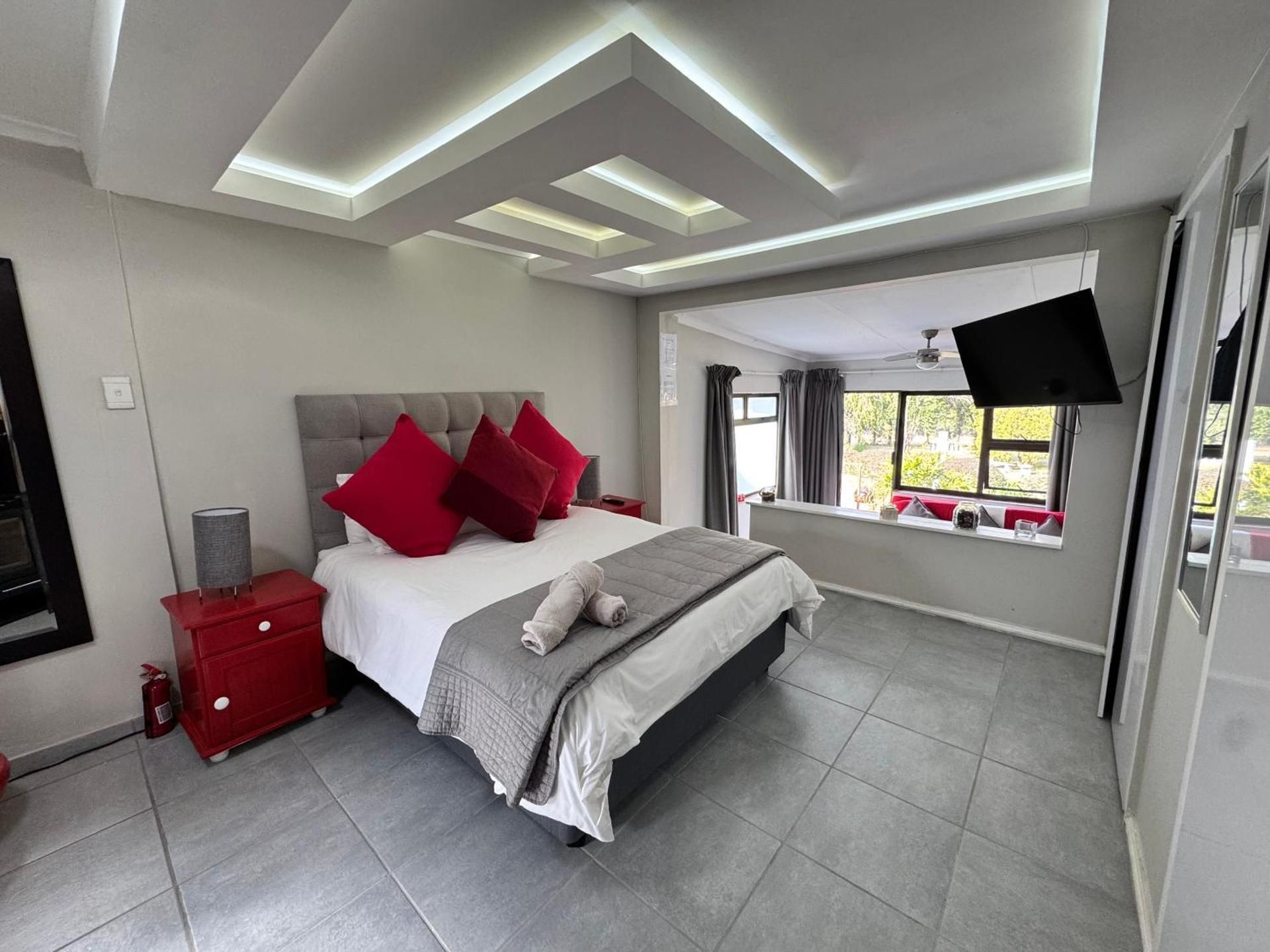 Deluxe Queen Room